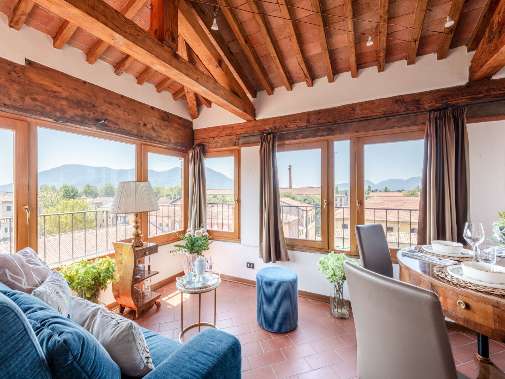 Horizon Vista Penthouse: Luxe verblijf aan de golfbaan in centrum Lucca - foto 15