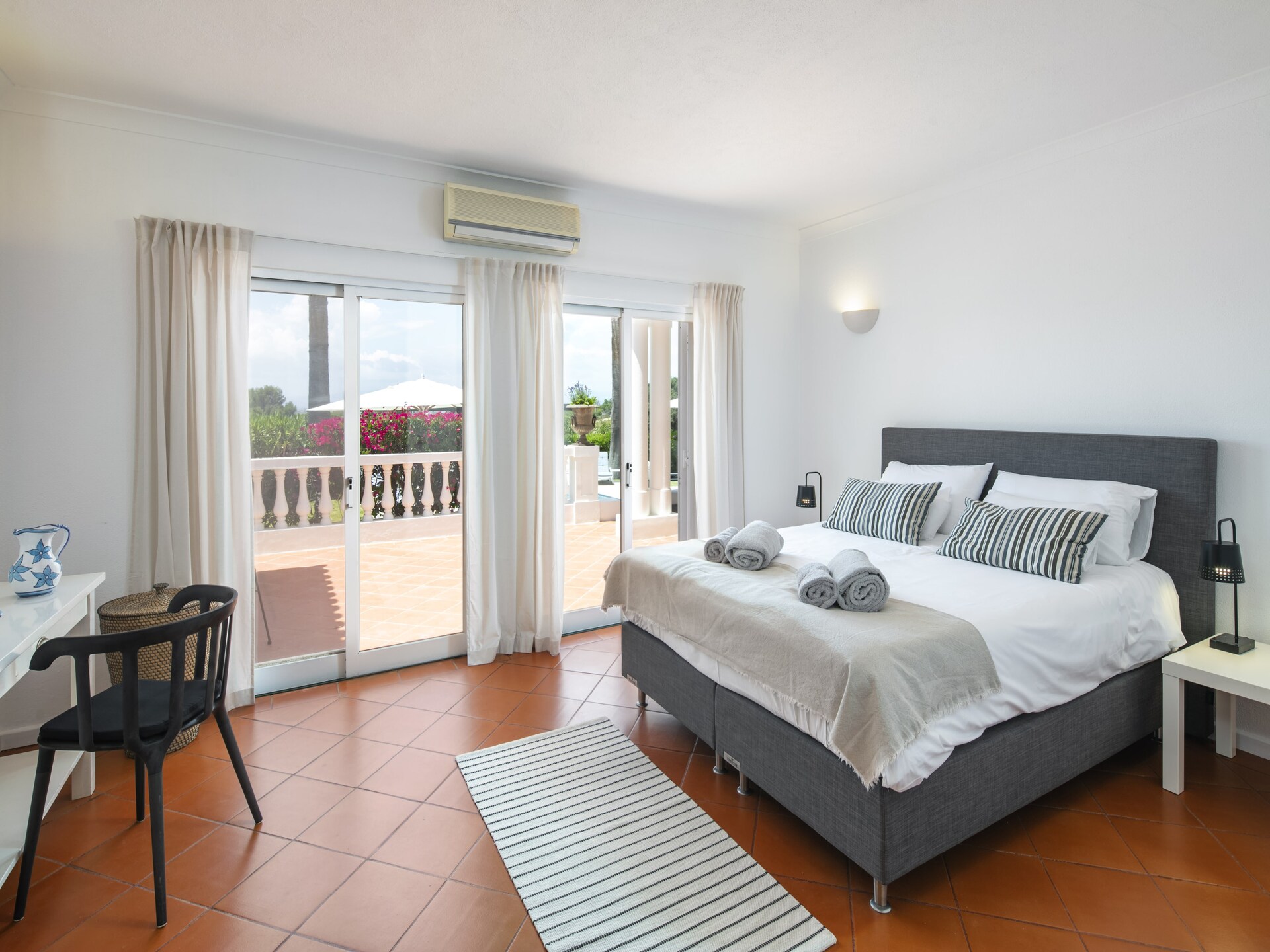 Villa Atlantico: Ruime villa met zwembad en uitzicht bij Carvoeiro - foto 16