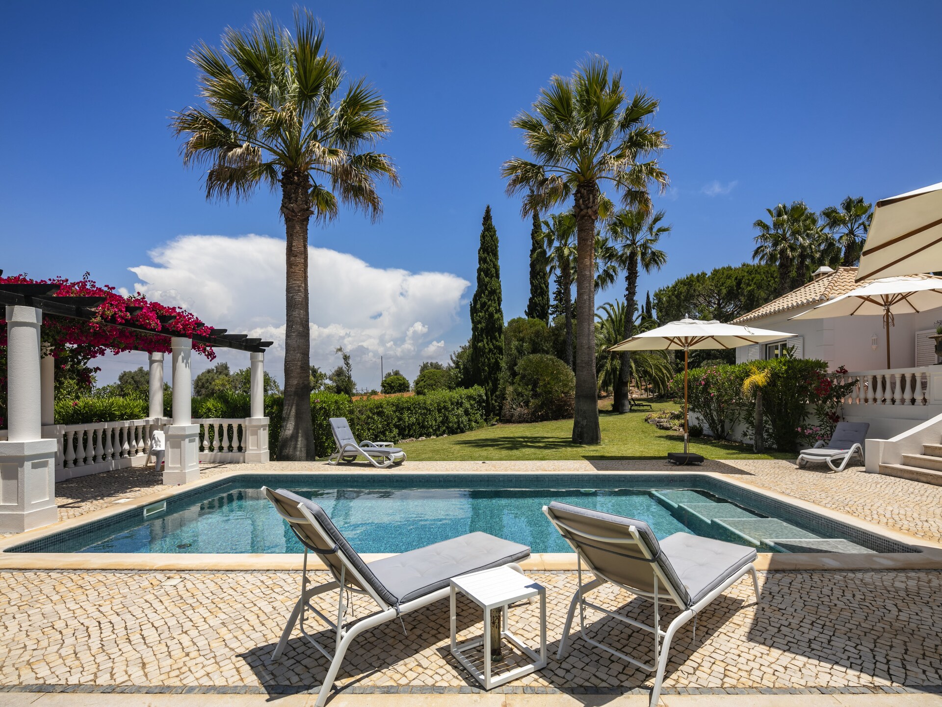 Villa Atlantico: Ruime villa met zwembad en uitzicht bij Carvoeiro - foto 8