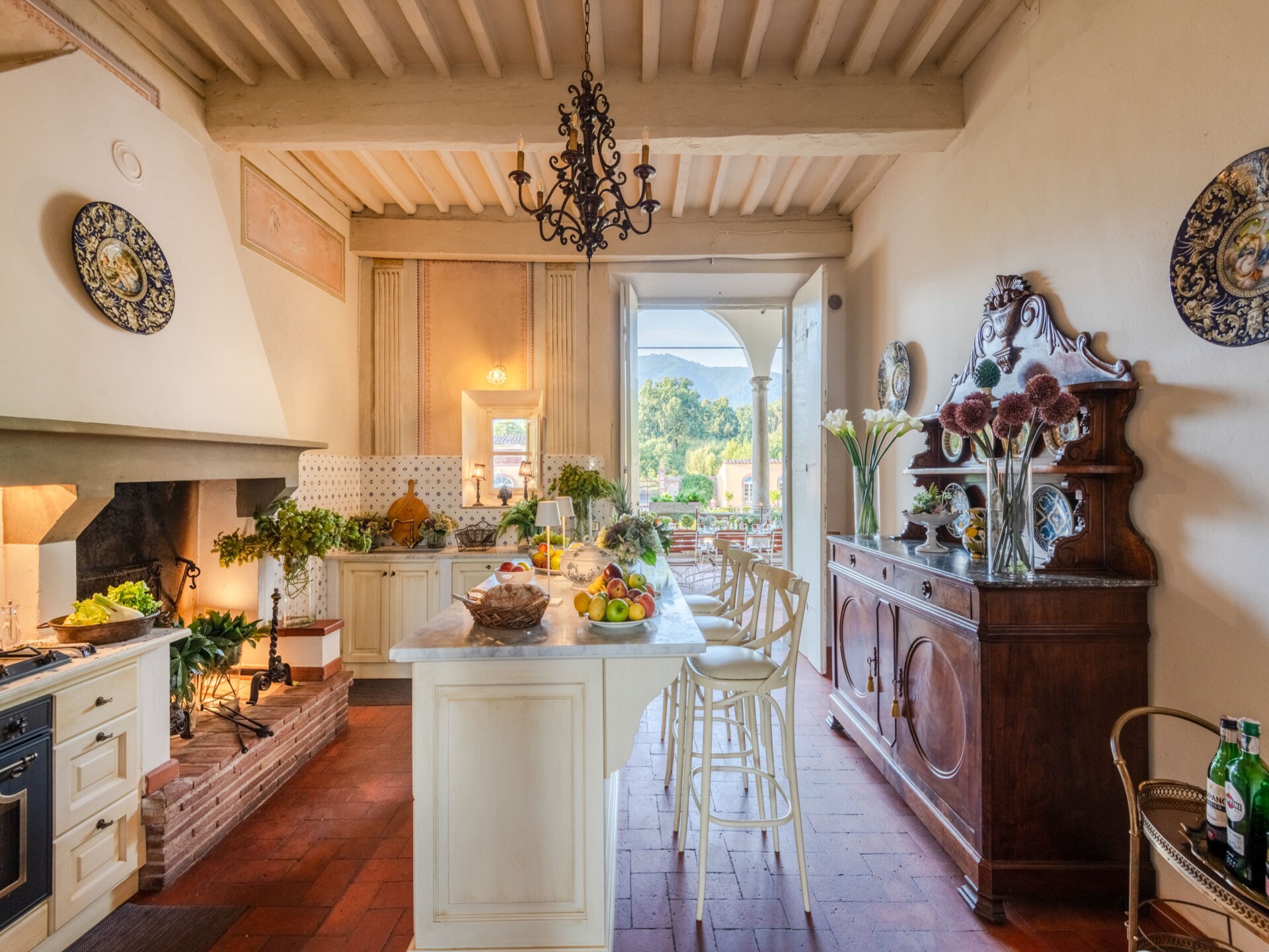 Historische villa aan de voet van Lucca met panoramisch uitzicht en zwembad - foto 28