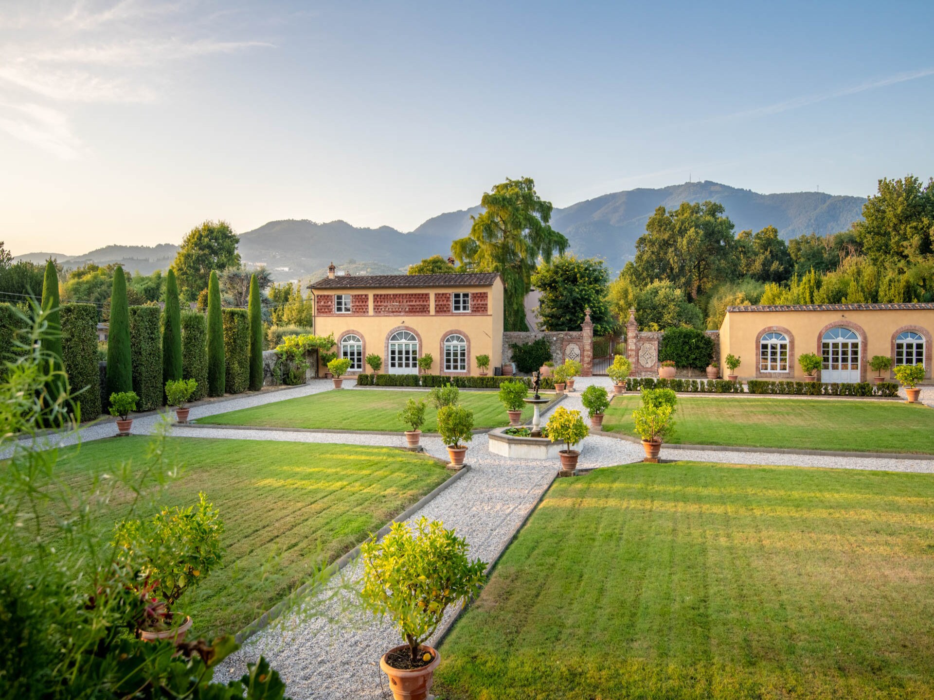 Historische villa aan de voet van Lucca met panoramisch uitzicht en zwembad - foto 8