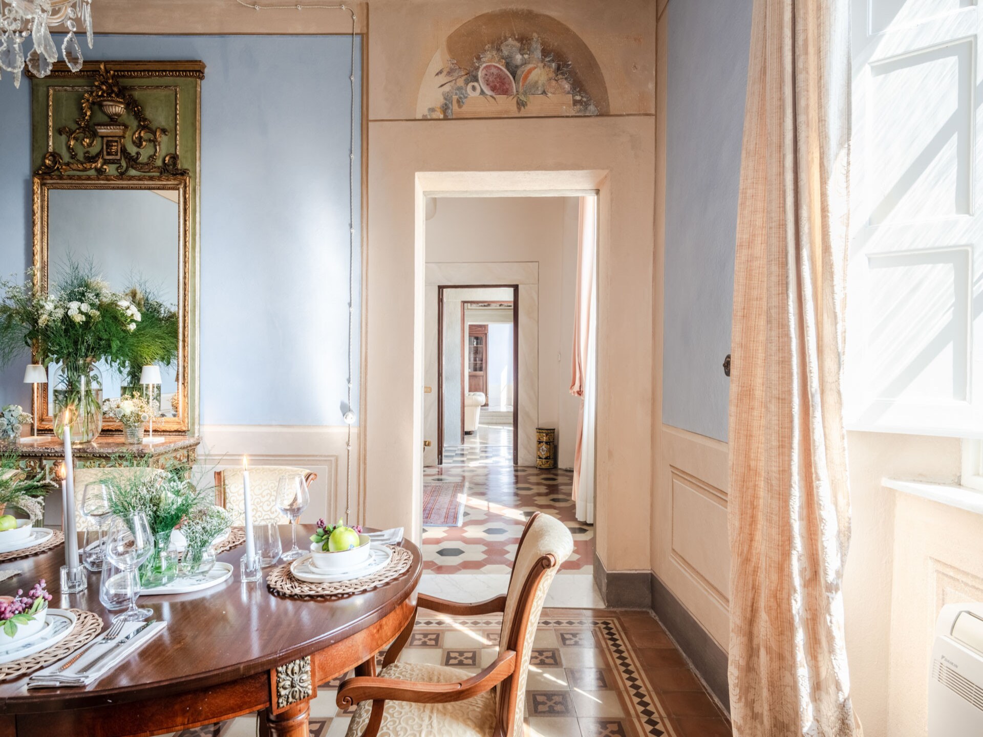 Historische villa aan de voet van Lucca met panoramisch uitzicht en zwembad - foto 45