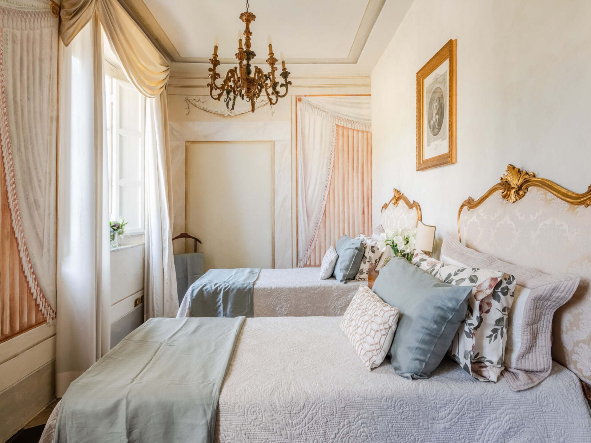 Historische villa aan de voet van Lucca met panoramisch uitzicht en zwembad - foto 75