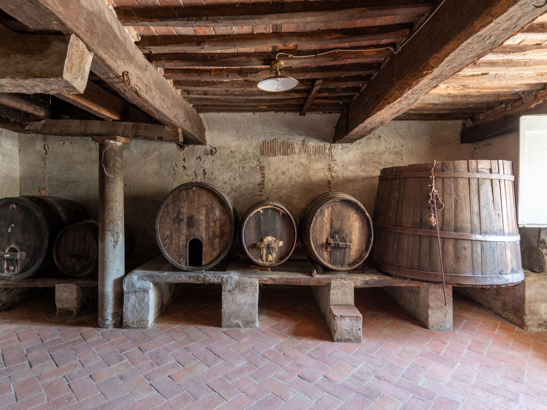 Historische villa aan de voet van Lucca met panoramisch uitzicht en zwembad - foto 10