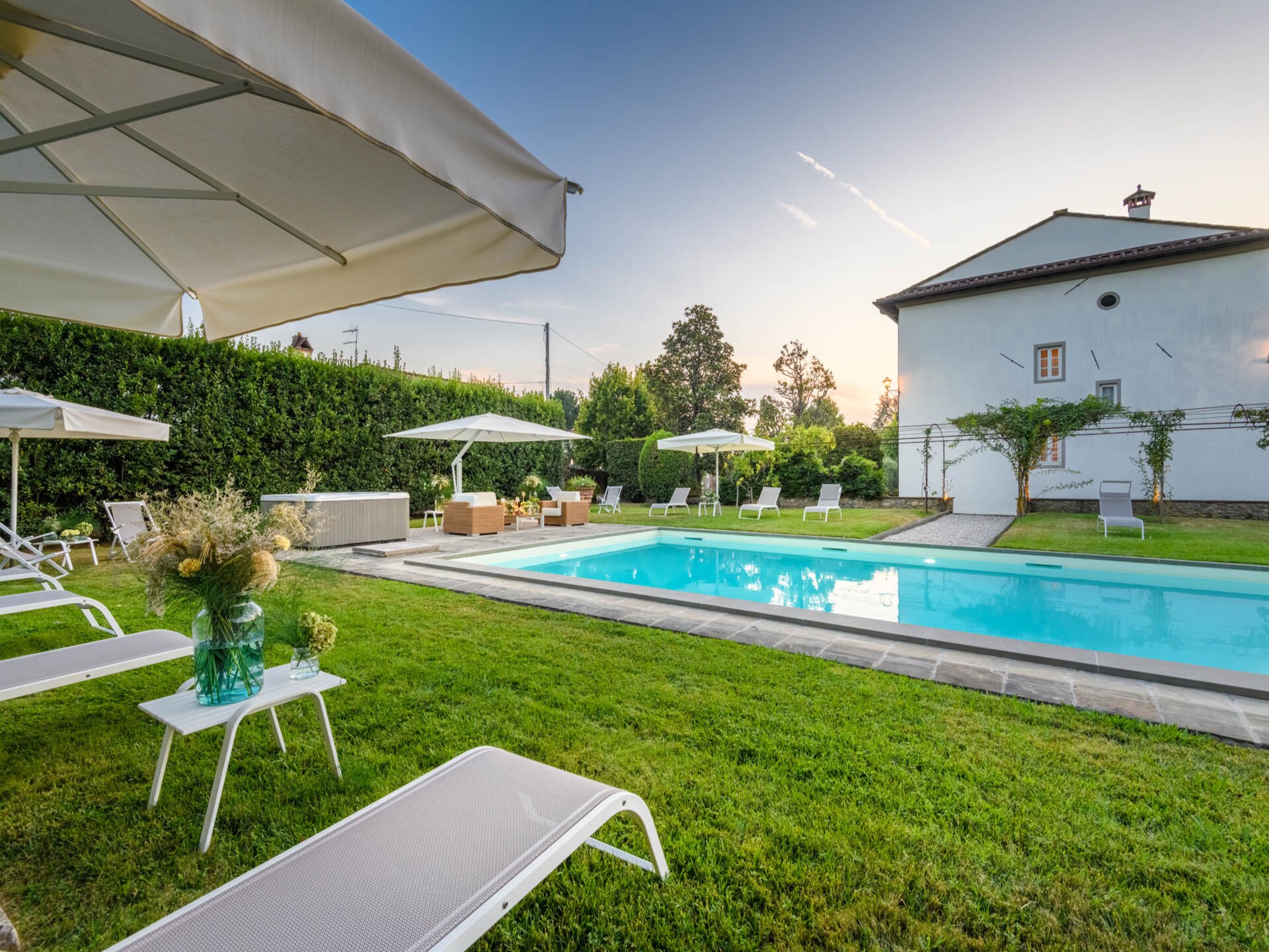 Historische villa aan de voet van Lucca met panoramisch uitzicht en zwembad - foto 20