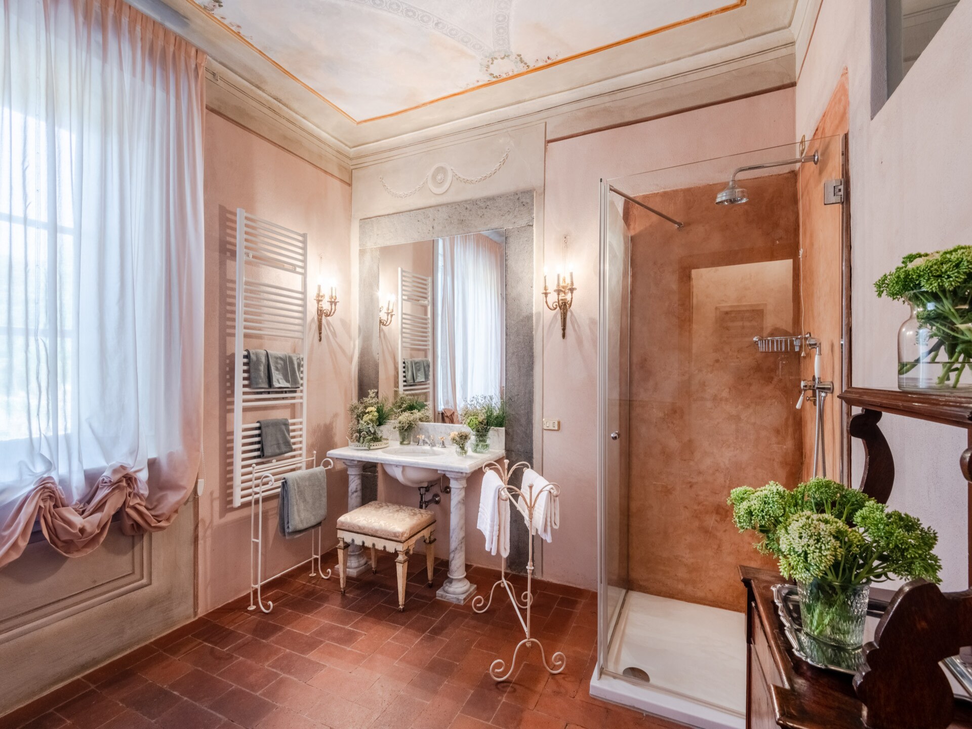 Historische villa aan de voet van Lucca met panoramisch uitzicht en zwembad - foto 85