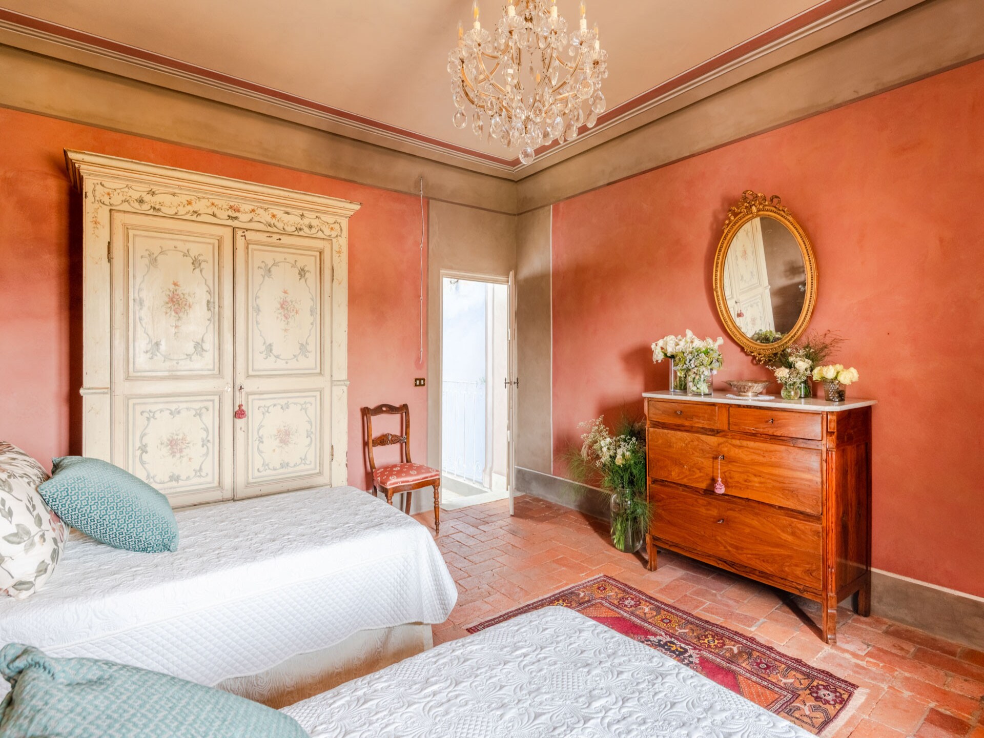 Historische villa aan de voet van Lucca met panoramisch uitzicht en zwembad - foto 66