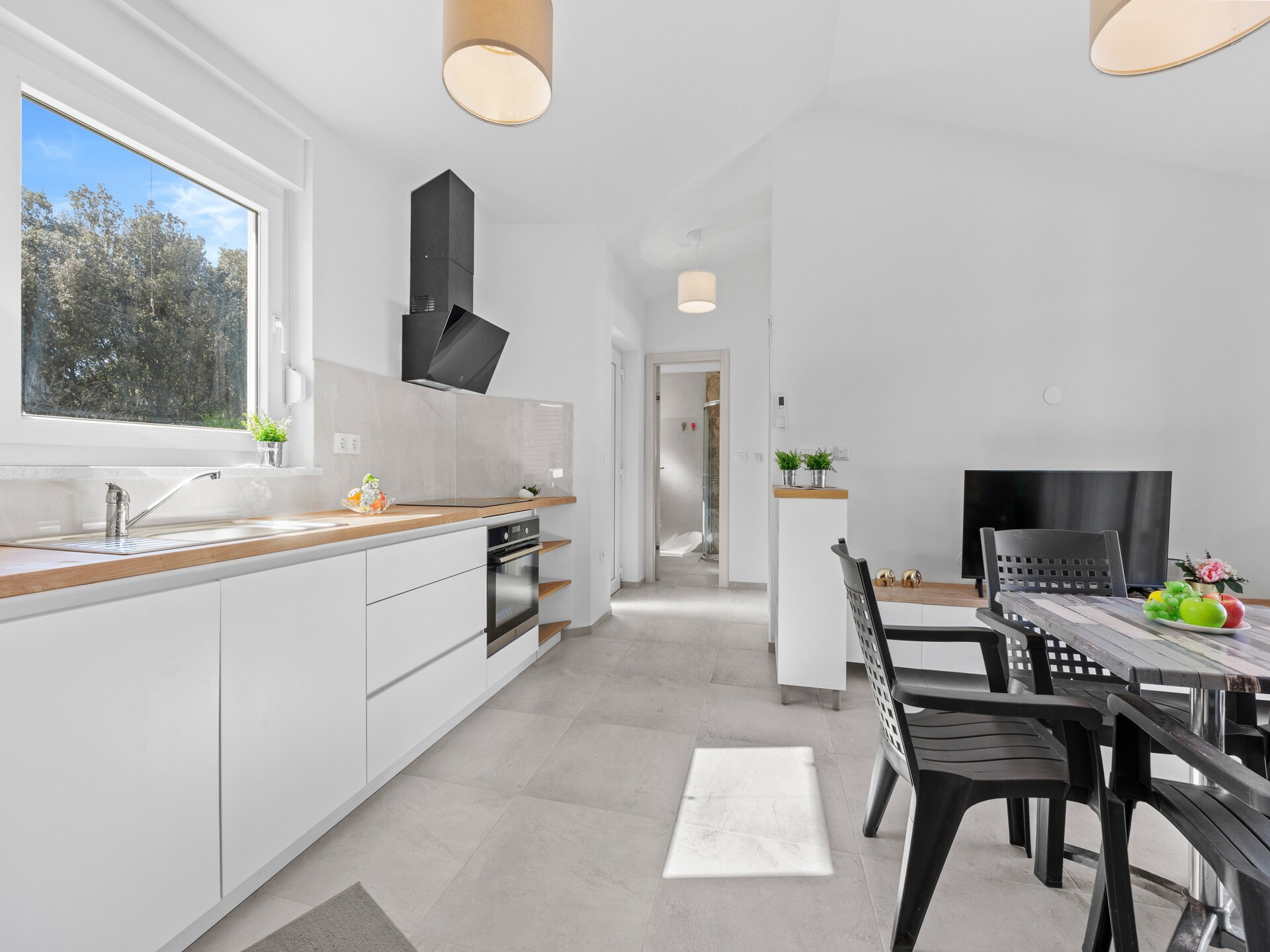 Aan het strand: Charmant appartement in Peroj voor 4 personen - foto 2