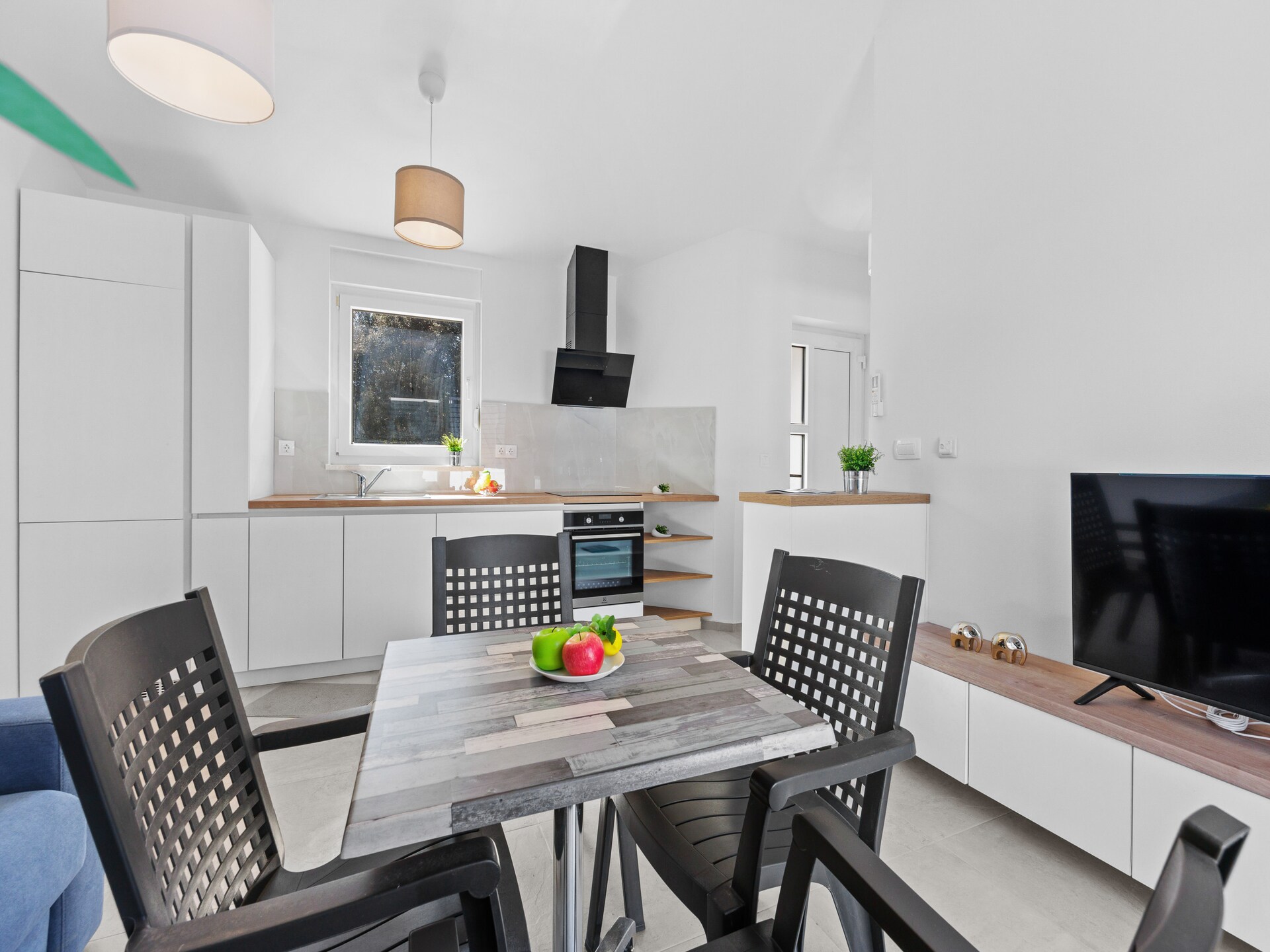 Aan het strand: Charmant appartement in Peroj voor 4 personen - foto 7