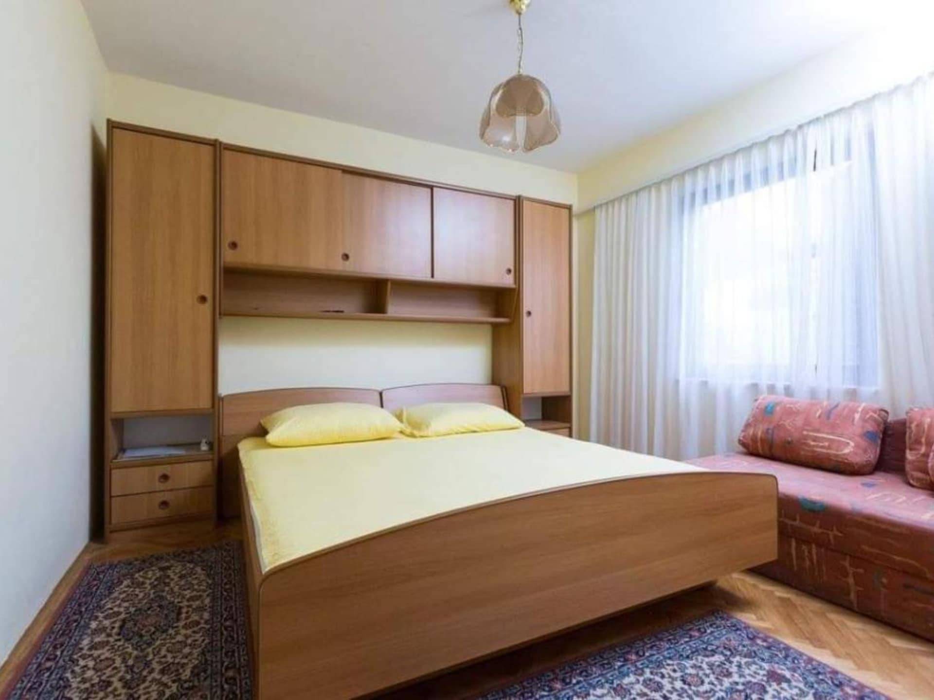 Aan het strand: Ruim appartement voor 8 personen in Okrug Gornji - foto 8