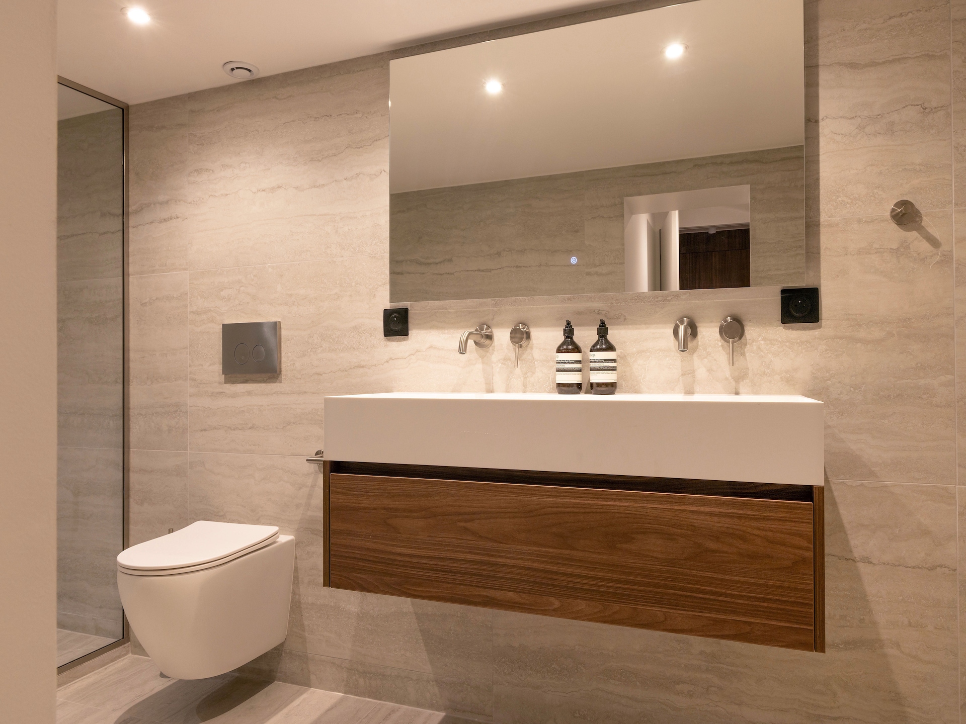Licht appartement van 90m² in het hart van Parijs, vlakbij het Louvre - foto 13