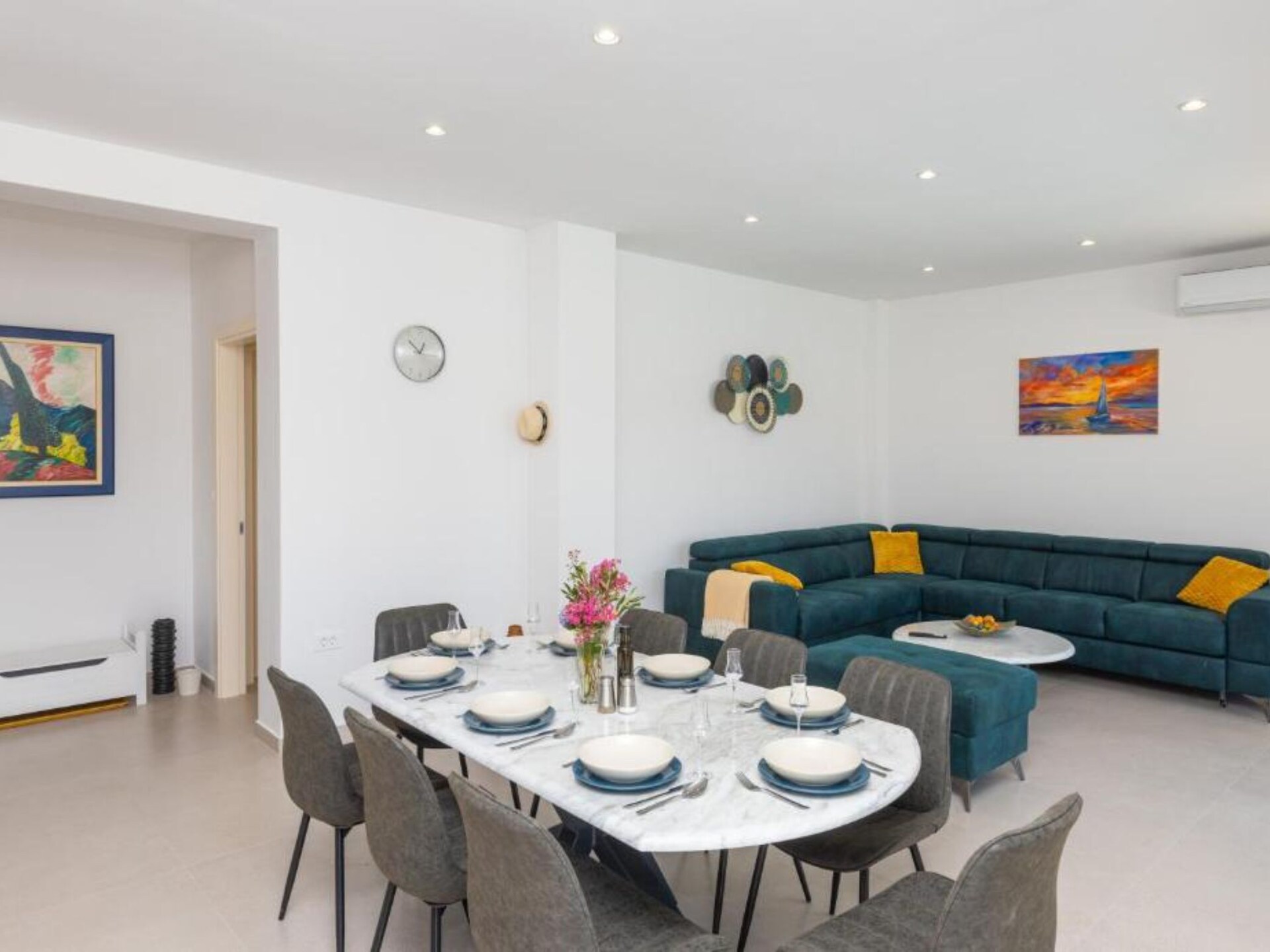 Aan het strand: Luxe vakantiehuis Luxury Villa Navis in Rogotin - foto 6