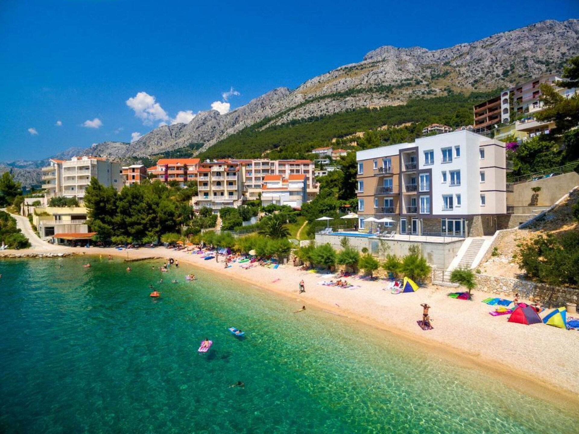 Appartement met terras en zeezicht in Omiš, 200m van het strand - foto 15