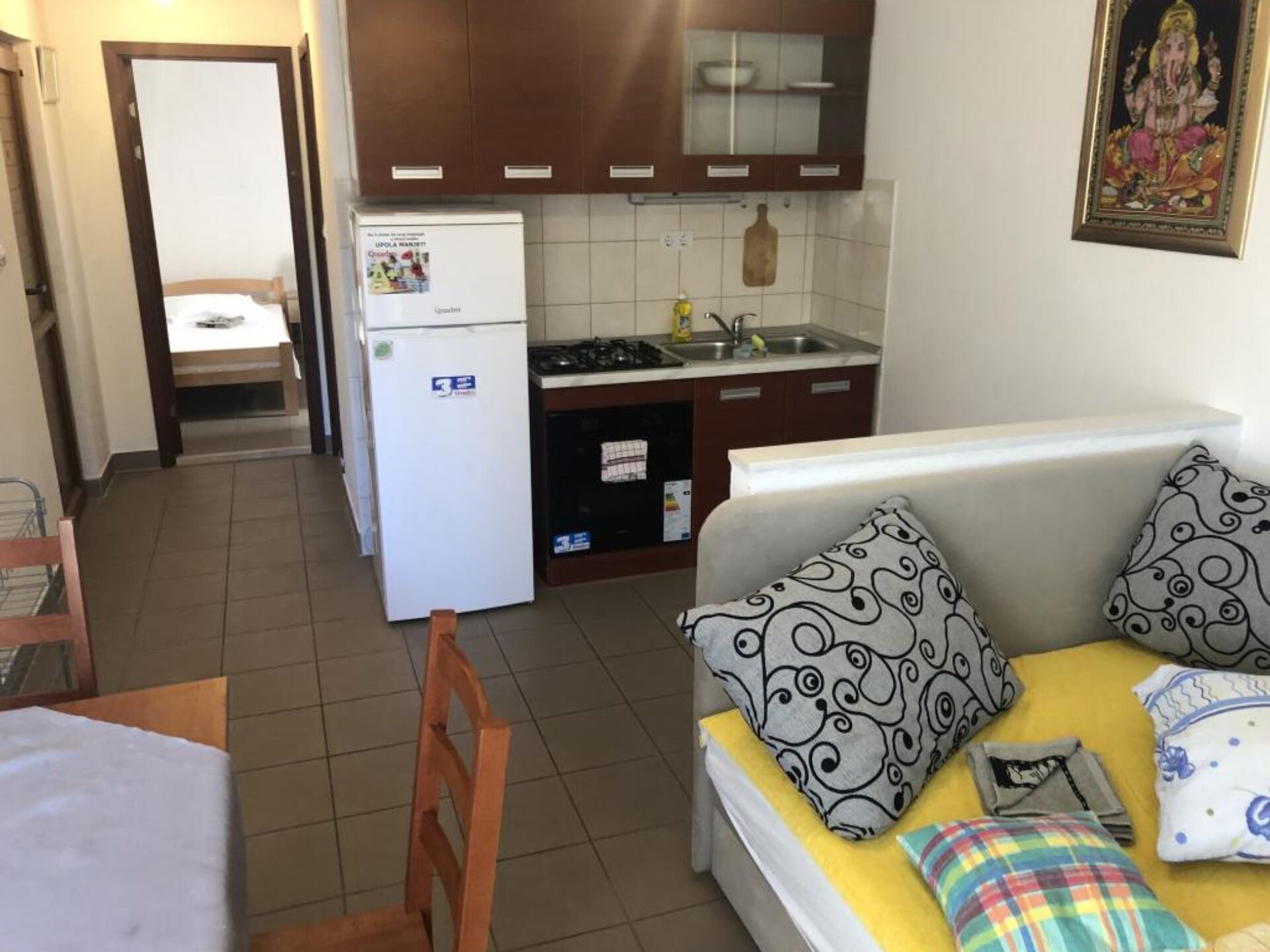 Appartement met terras en zeezicht in Omiš, 200m van het strand - foto 2