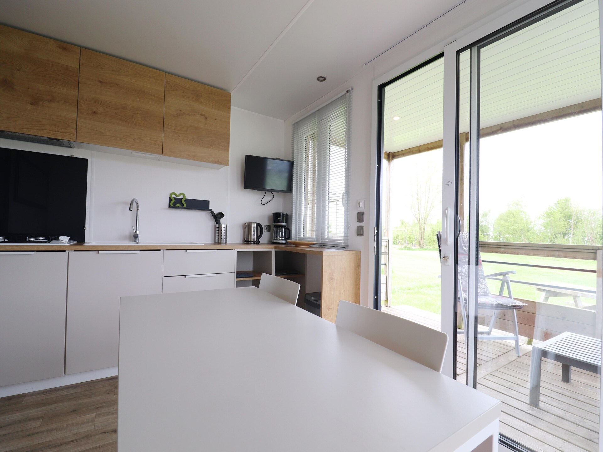 Terraslodge 1: Gezellig chalet aan het Hegermeer in Heeg - foto 9