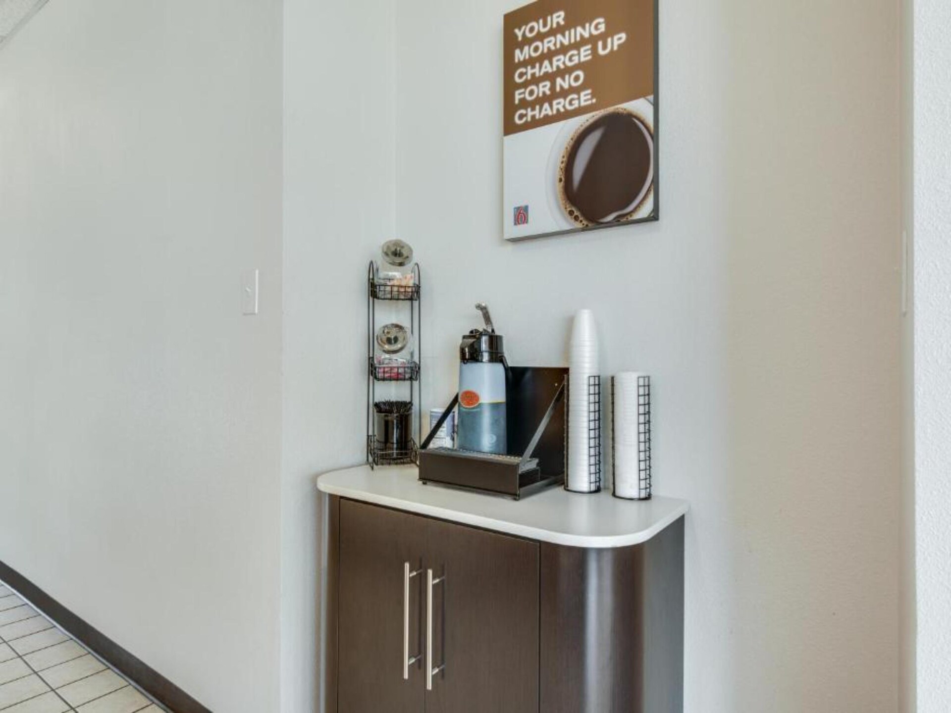 Knusse Kingsize Suite met Hot Tub nabij Longview Mall - foto 10