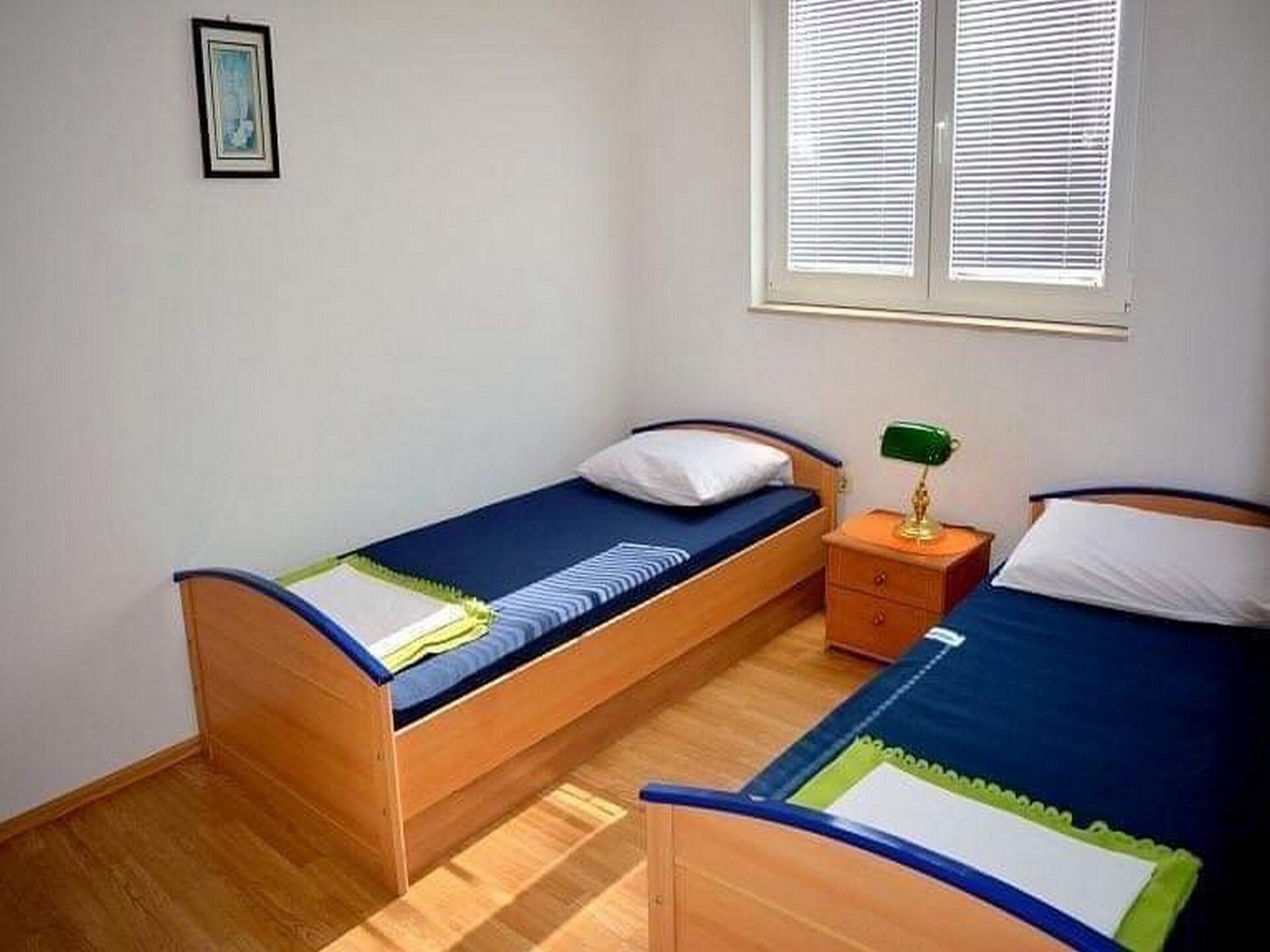 Tweeslaapkamerappartement met terras en balkon in Vodice, 400m van het strand - foto 7