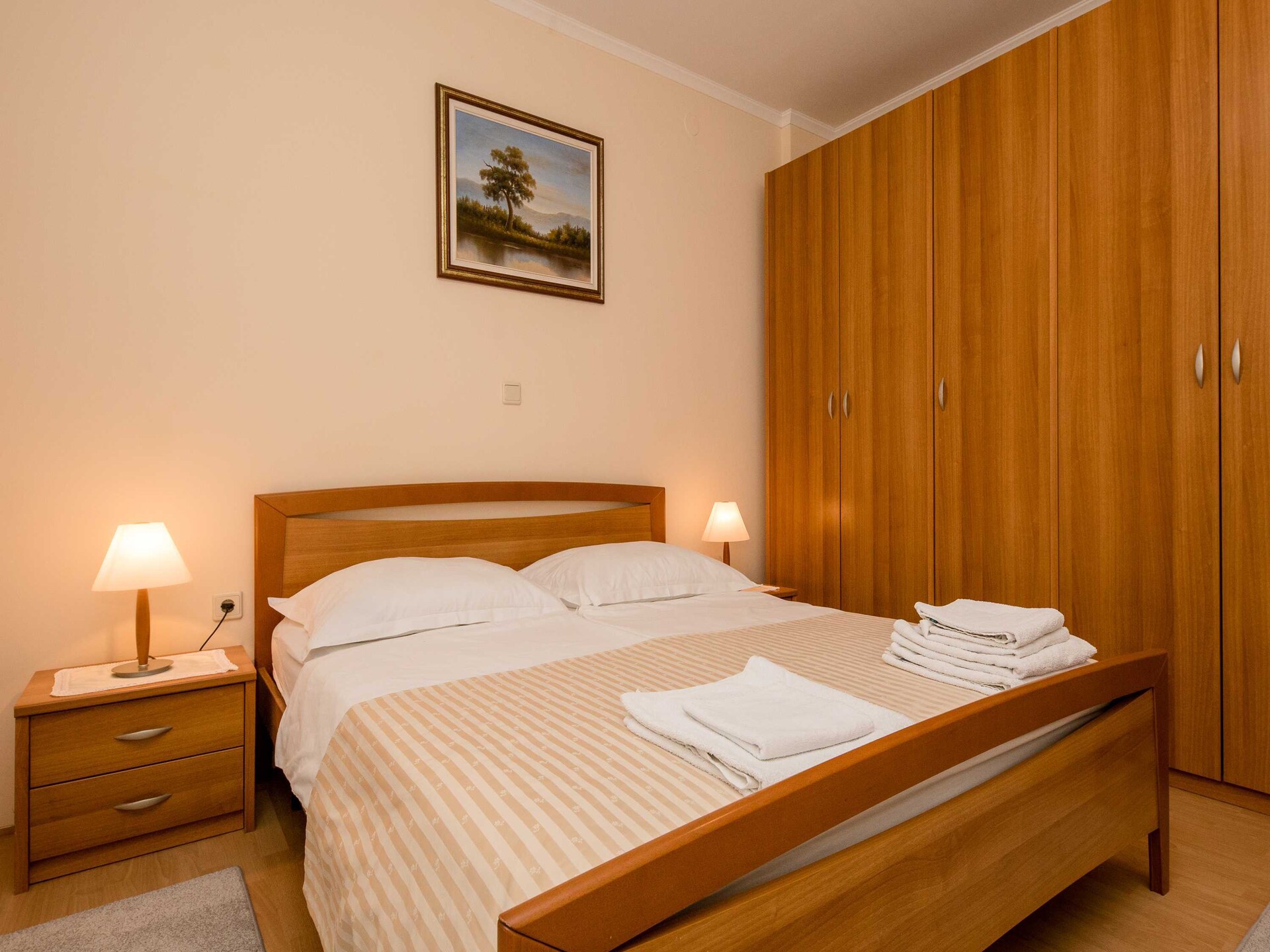 Comfortabele 3-persoons kamer met balkon en zeezicht in Supetarska Draga - foto 23
