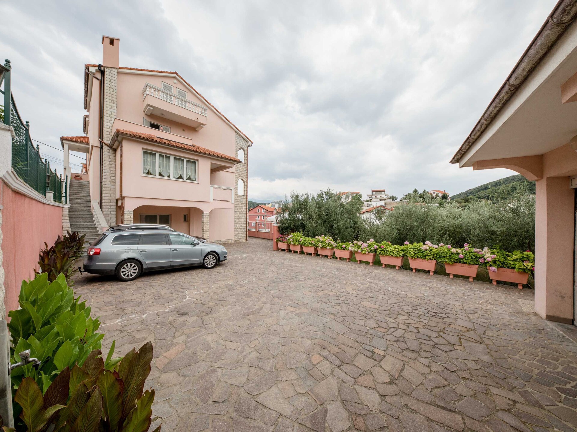 Comfortabele 3-persoons kamer met balkon en zeezicht in Supetarska Draga - foto 7