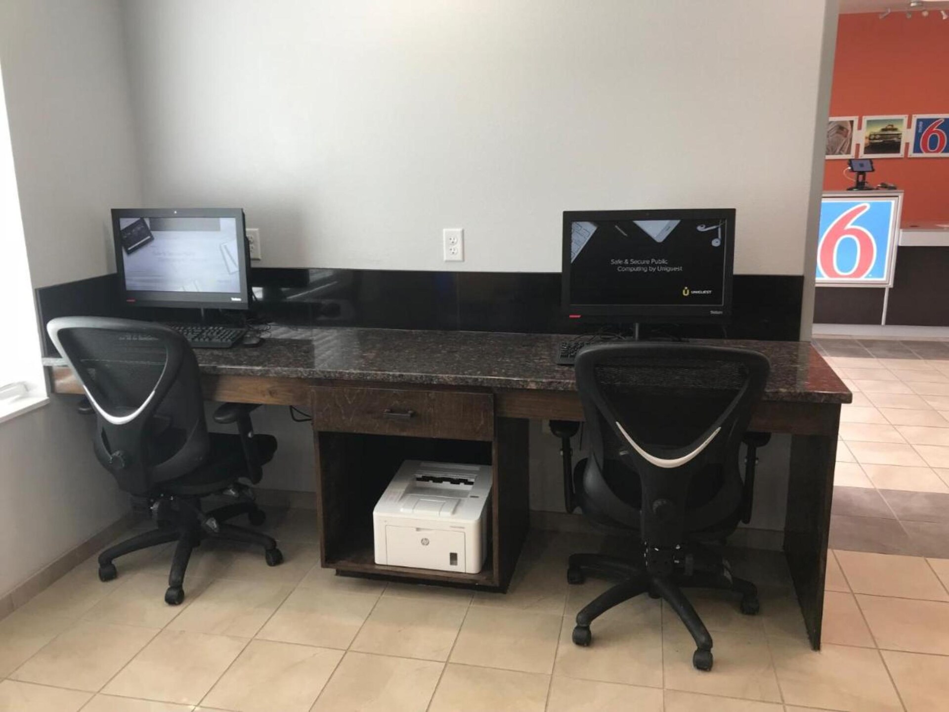 Comfortabel appartement met 2 queensize bedden in Midland, TX - foto 11