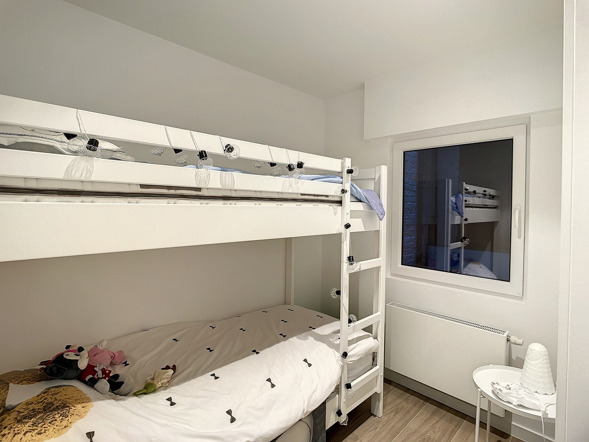 Licht appartement op 1e verdieping met balkon, vlakbij zee en strand - foto 8