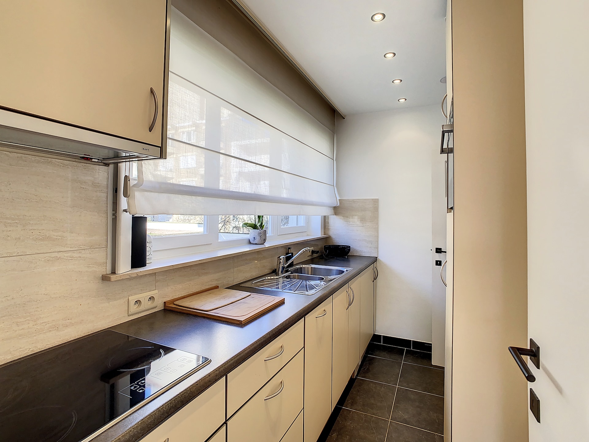 Gelijkvloers appartement voor 4 personen aan de zeedijk van Knokke-Heist - foto 4