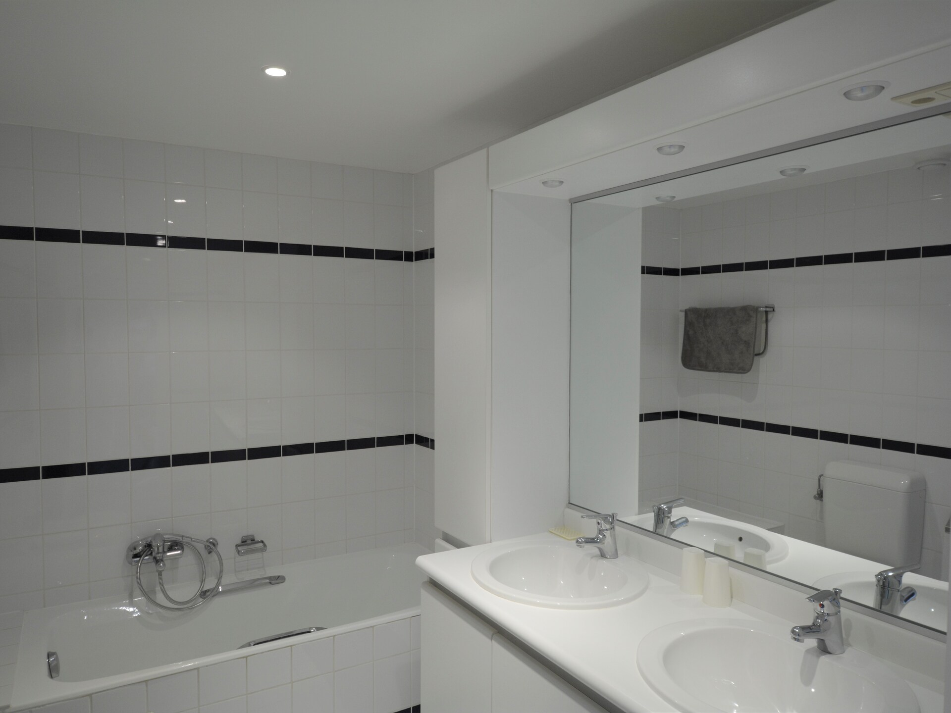 Luxe 5-slaapkamer appartement aan de zeedijk in Duinbergen voor 10 personen - foto 11