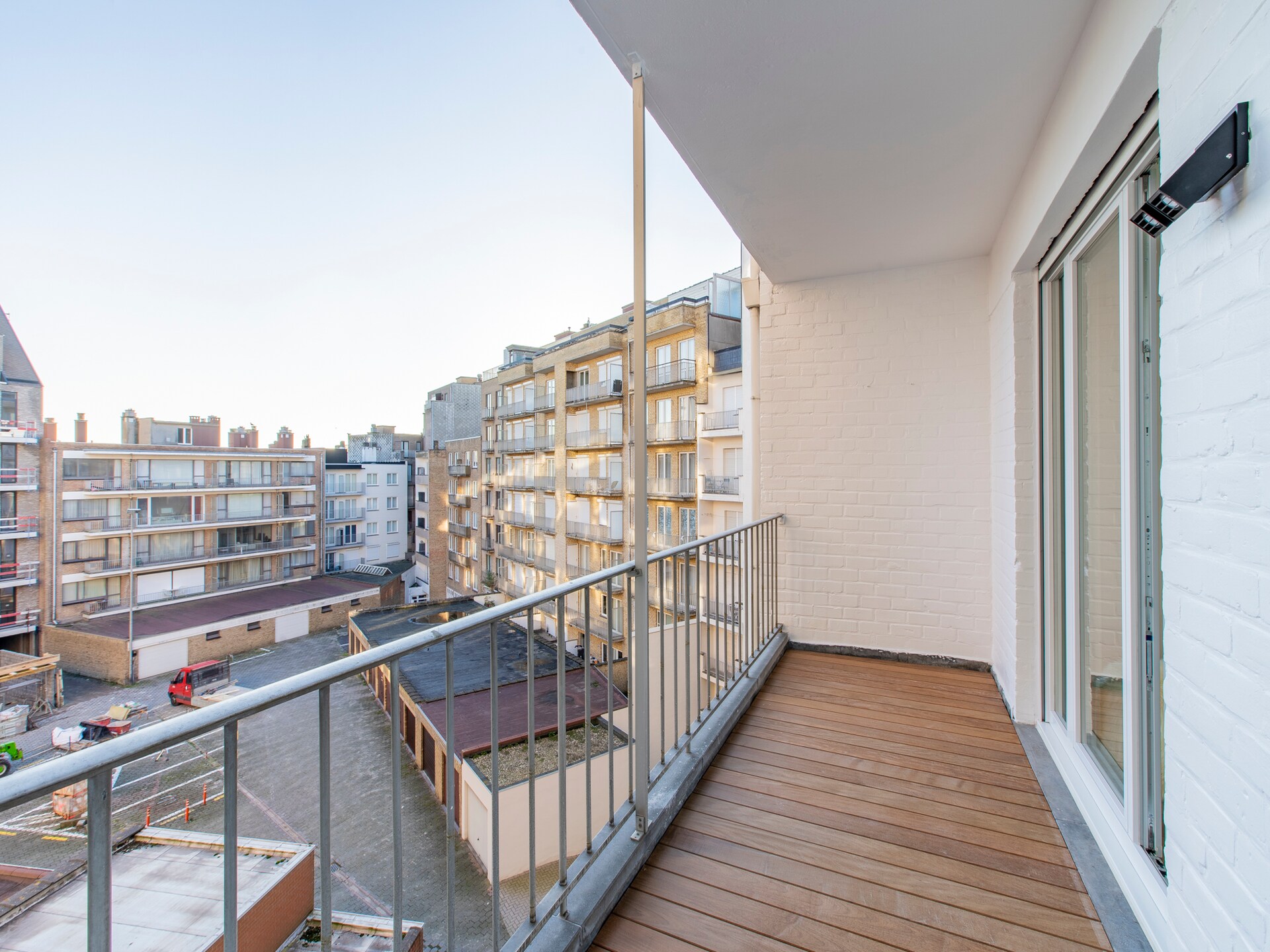 Licht appartement op de vierde verdieping met weids zeezicht en twee terrassen - foto 5
