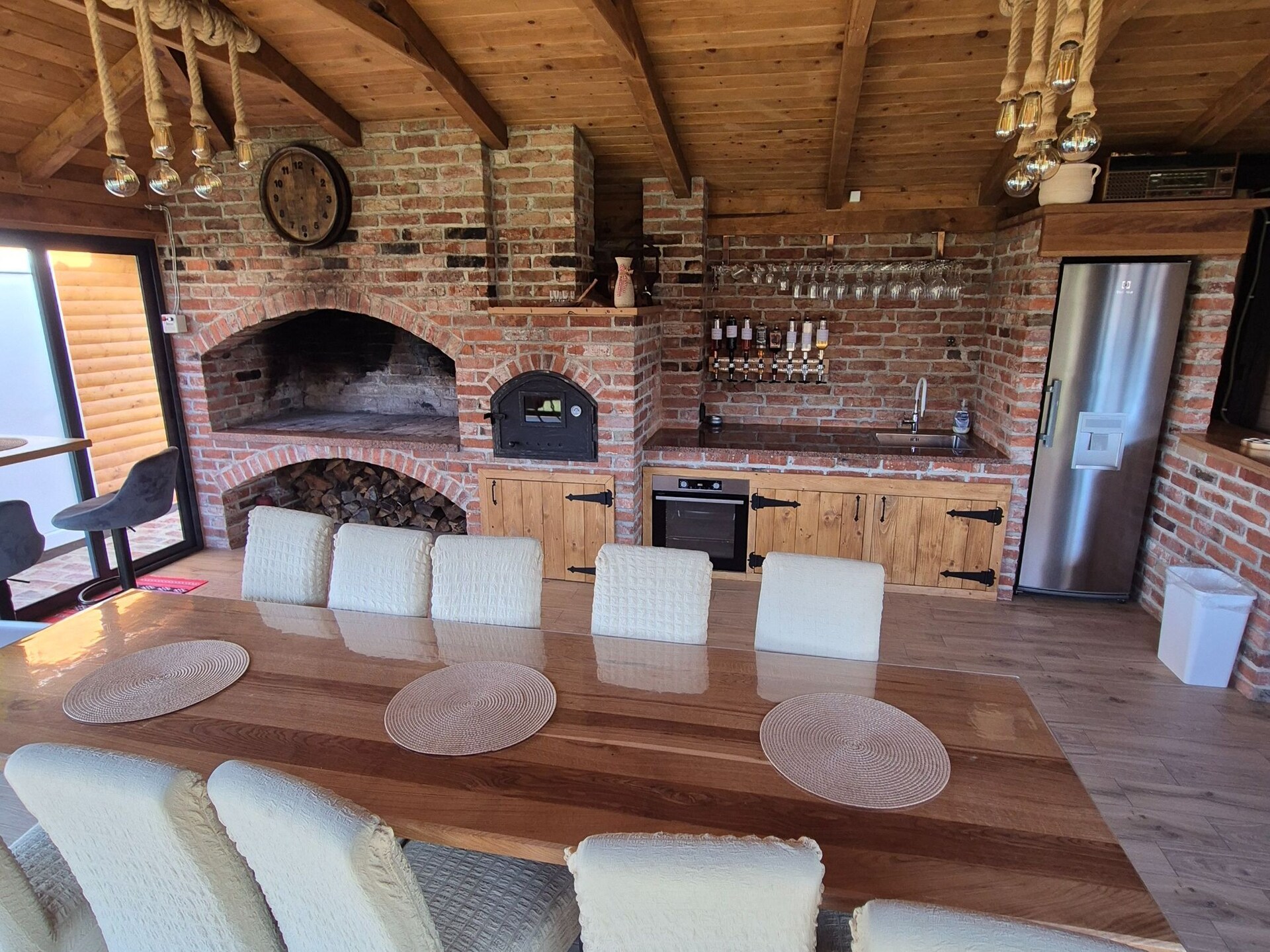 Knus vakantiehuis voor 6 personen met WiFi in het rustige Brezane Lekenicke - foto 7