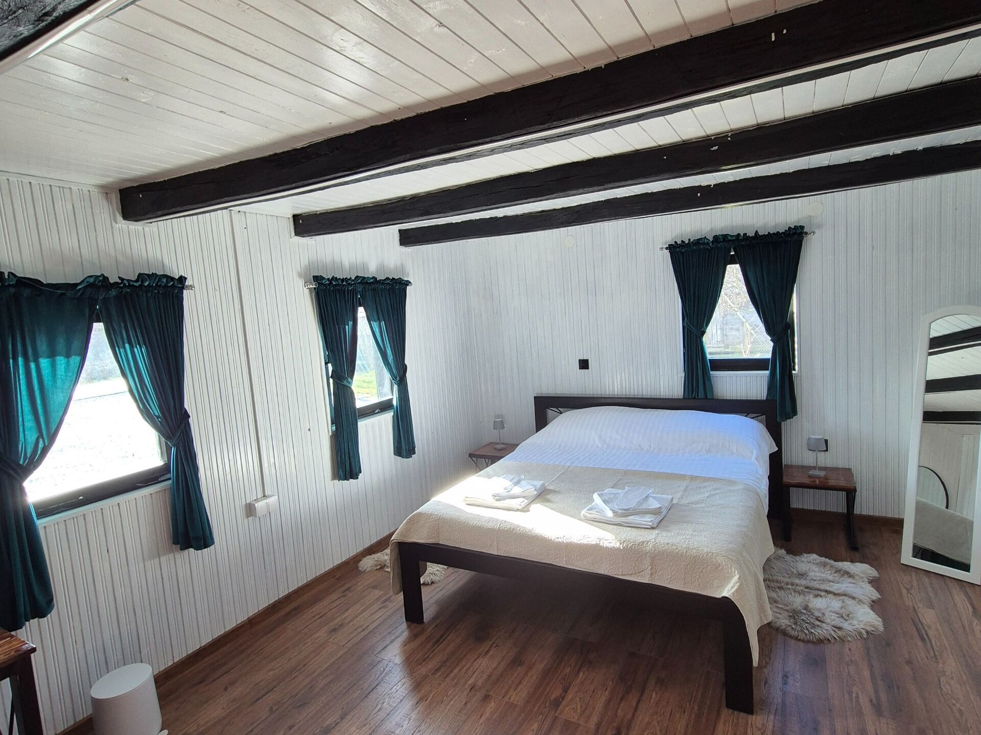 Knus vakantiehuis voor 6 personen met WiFi in het rustige Brezane Lekenicke - foto 10