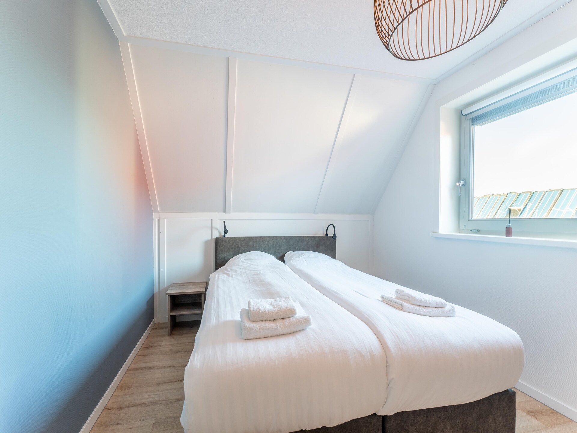 Vrijstaande wellnessvilla in Scherpenisse met weids uitzicht en strand op 300m - foto 20