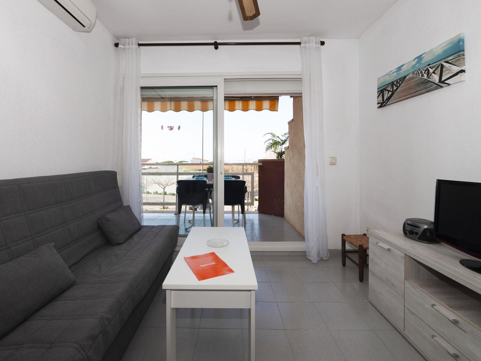 Appartement met zeezicht in Roses, 200m van strand en centrum - foto 6