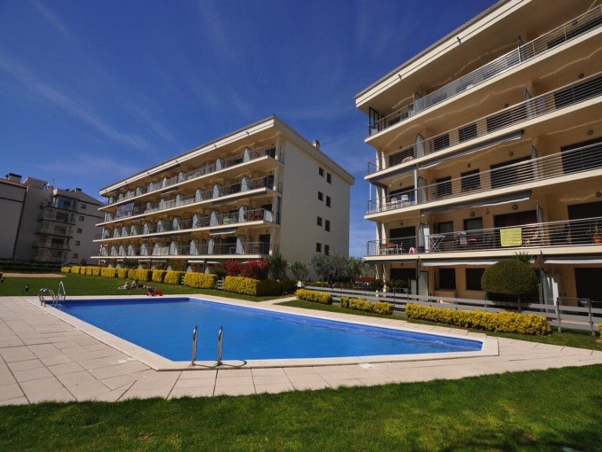 Appartement op 50 meter van strand Salatar met zwembad en tuin in Roses - foto 8