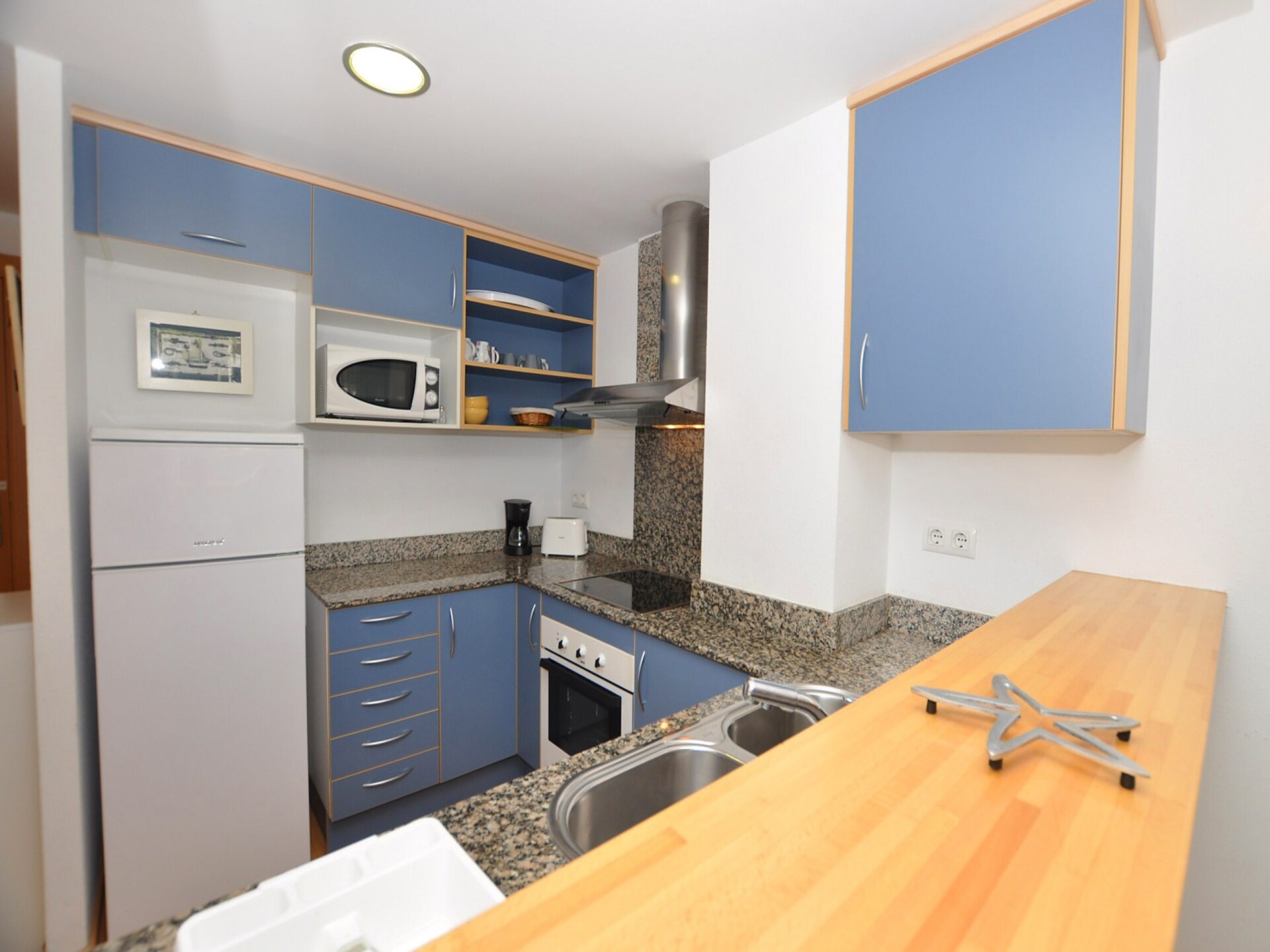 Op 1,3 km van het strand: comfortabel appartement in centrum Rosas - foto 14
