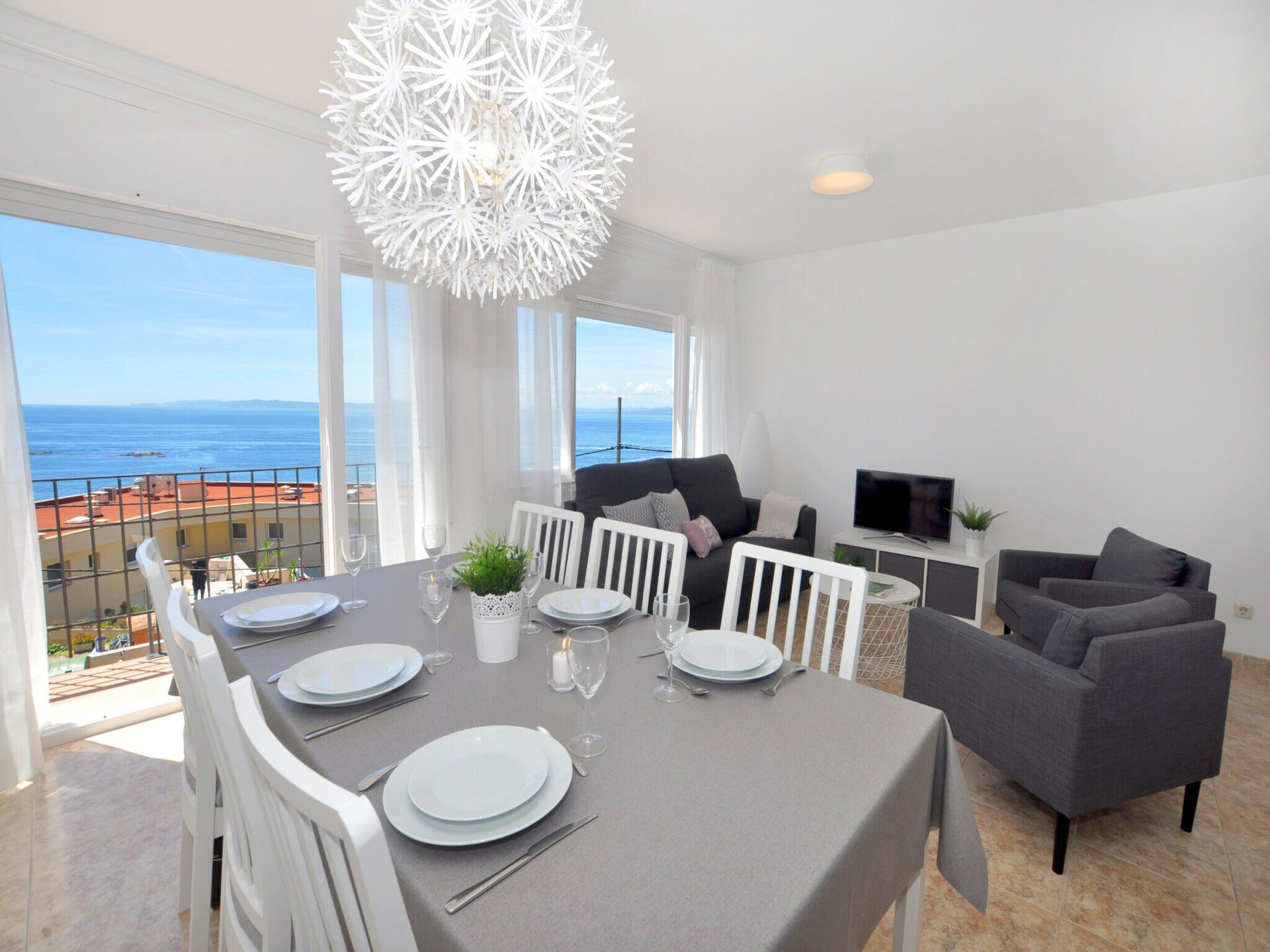 Op 400m van het strand: appartement met zeezicht in centrum Roses - foto 12