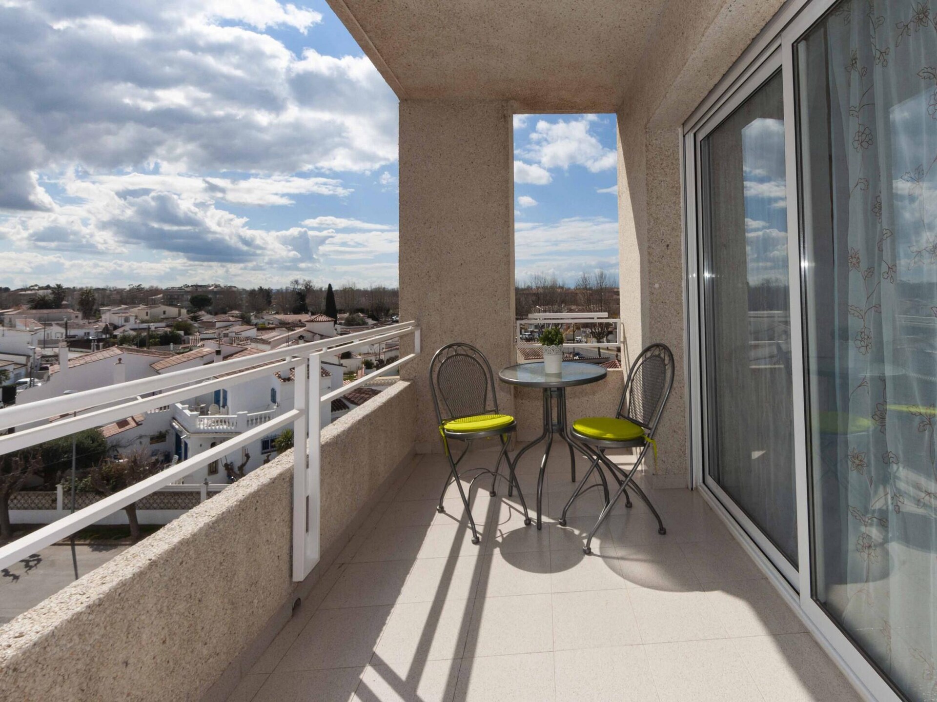 Licht appartement met terras in Empuriabrava voor 6 personen - foto 10