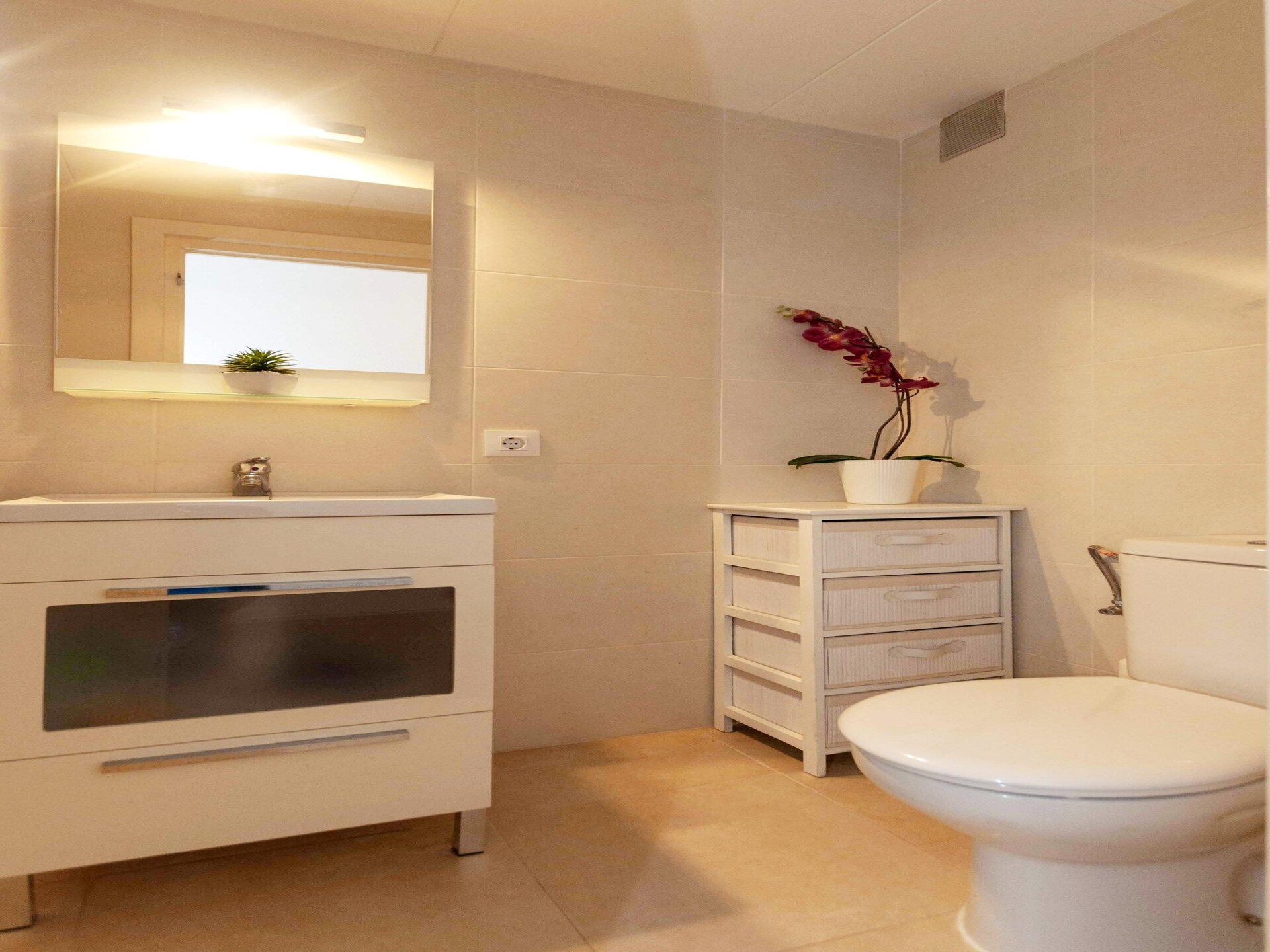 Ruim appartement in Roses op 200m van het strand - foto 12