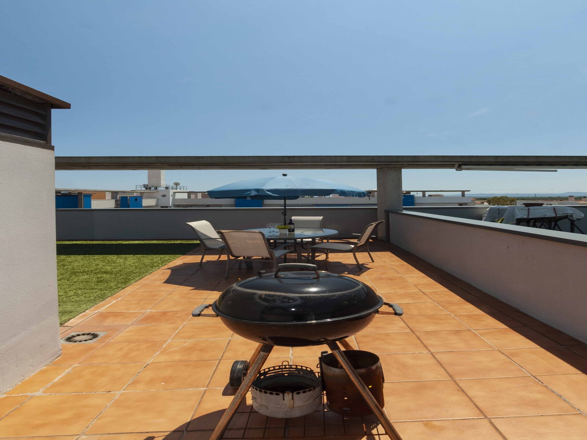 Modern appartement aan de golfbaan met zwembad, op 1 km van het strand - foto 24