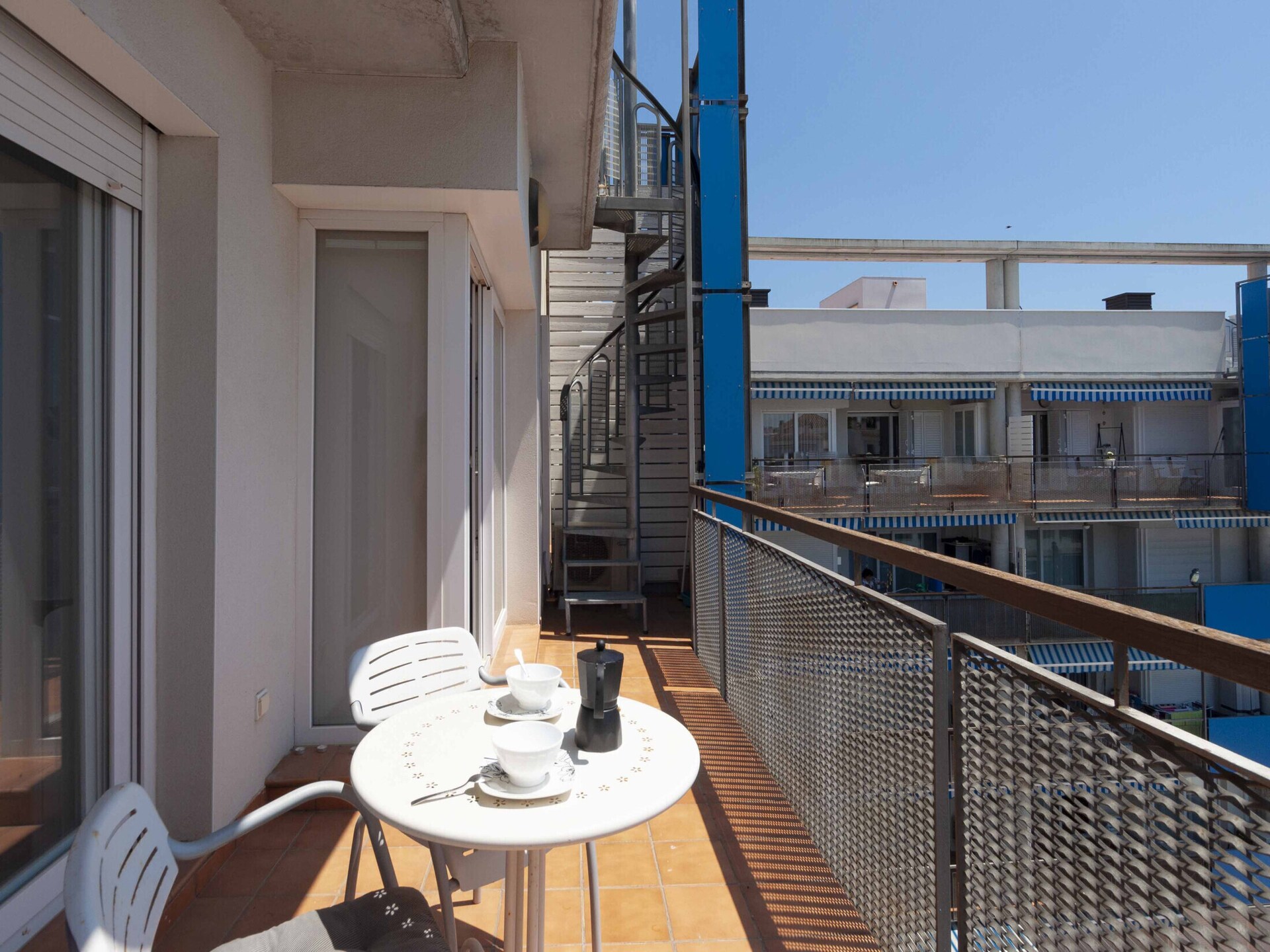 Modern appartement aan de golfbaan met zwembad, op 1 km van het strand - foto 26