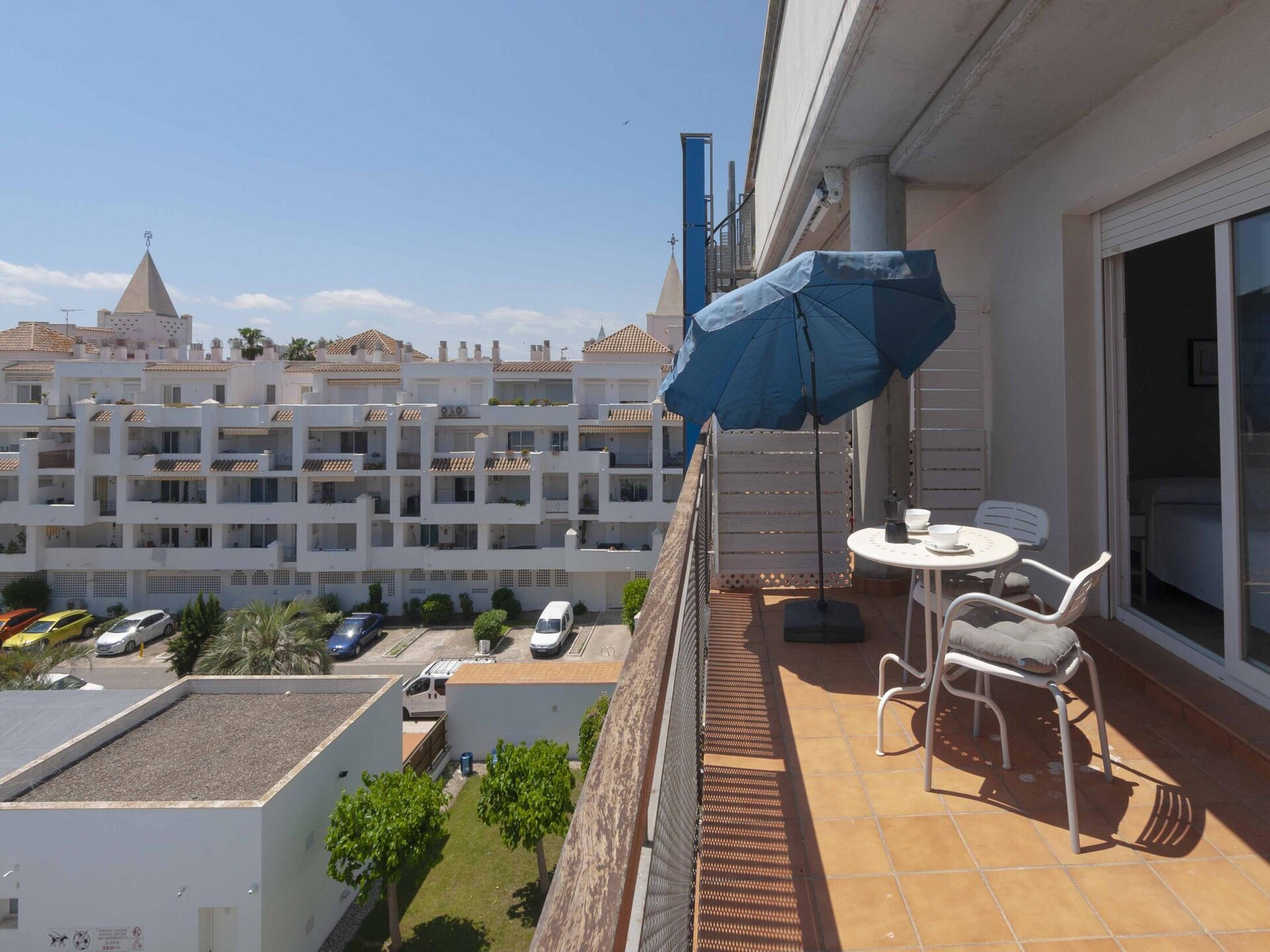 Modern appartement aan de golfbaan met zwembad, op 1 km van het strand - foto 6