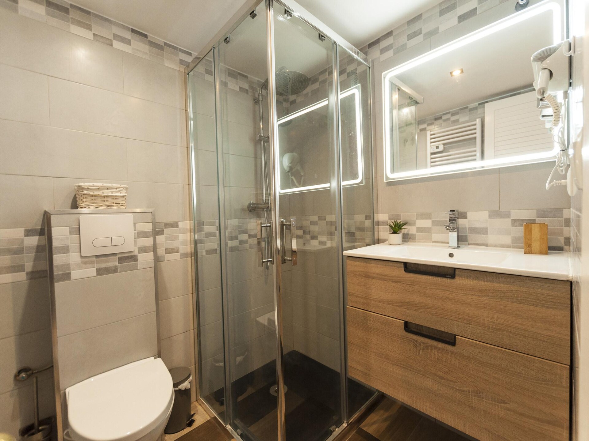 Modern appartement aan de golfbaan, 500m van het strand in Roses - foto 17