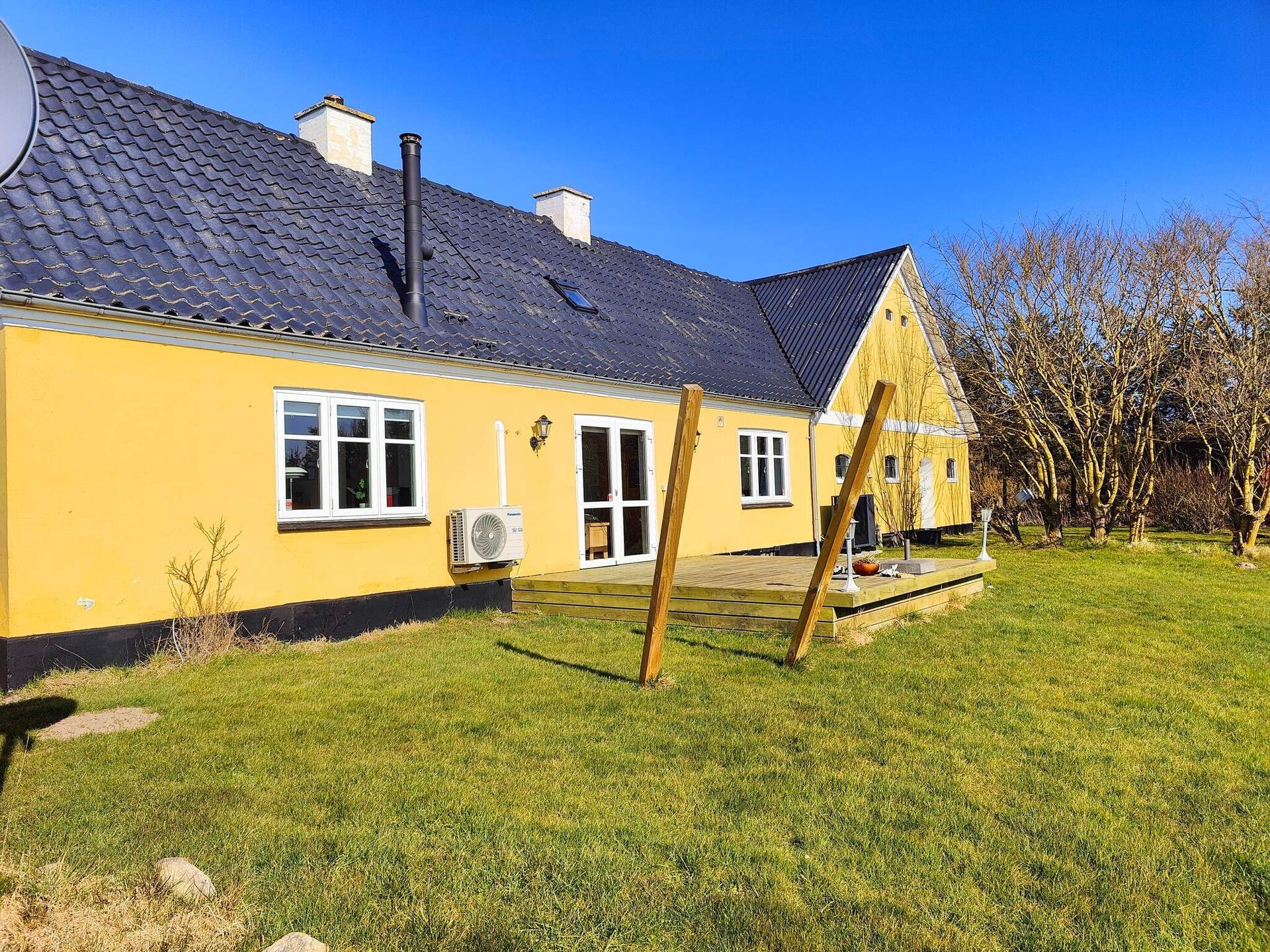 Gerenoveerd vakantiehuis bij Løkken met privétuin, vlakbij golfbaan - foto 3