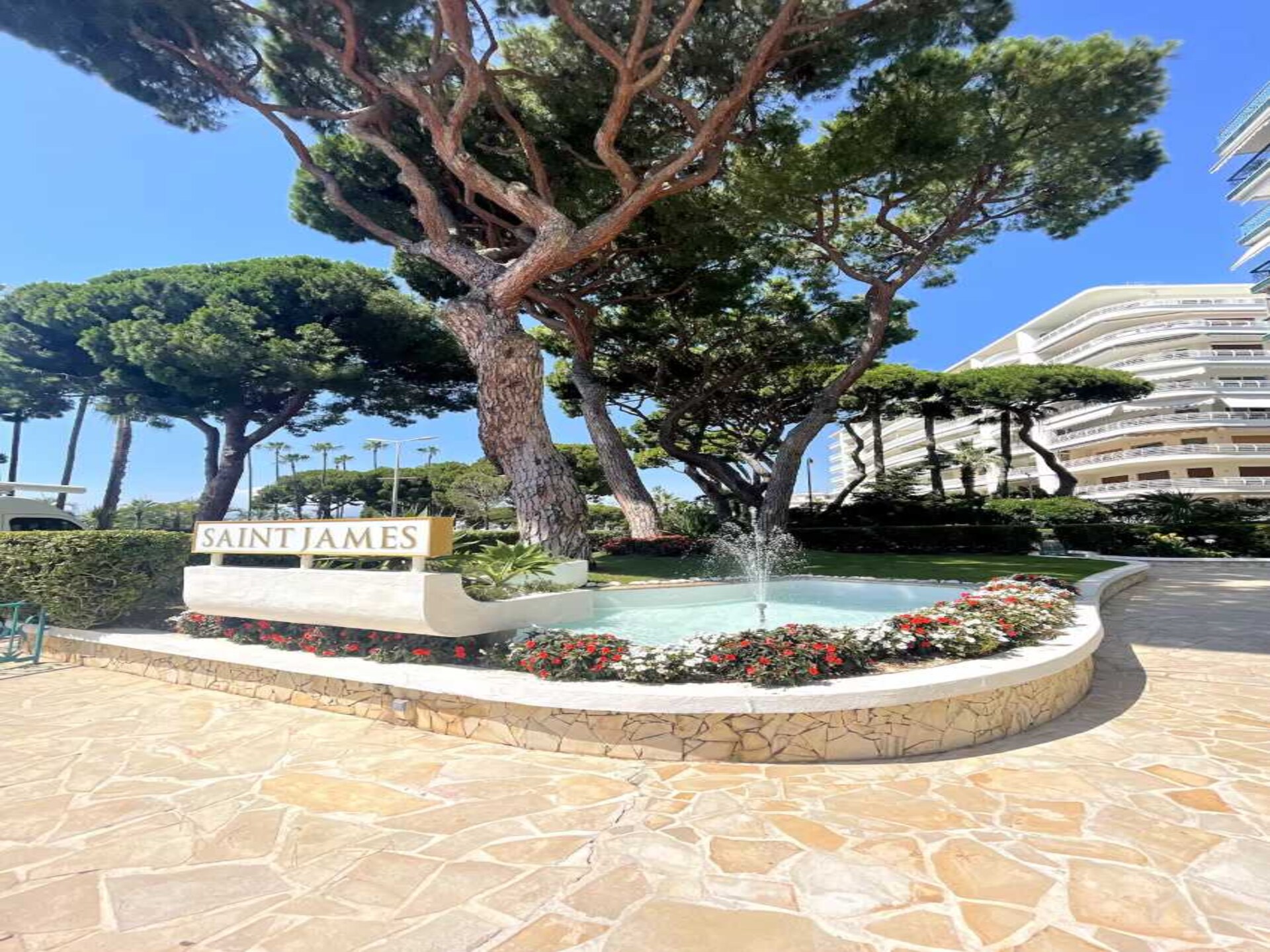 Luxe 3-slaapkamer appartement aan de Croisette in Cannes – Palm Beach - foto 27
