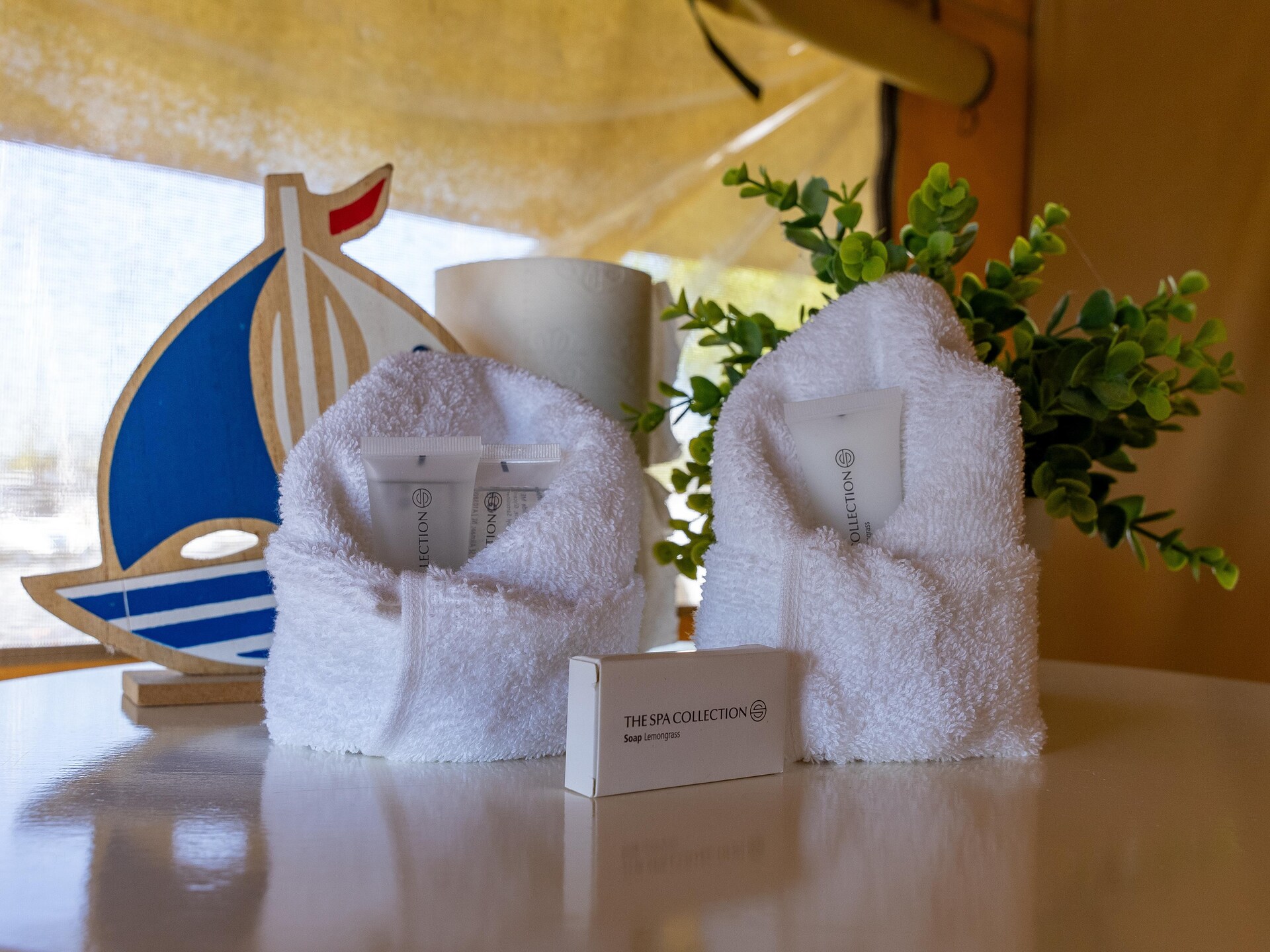 Safaritent aan het water in Heeg – 4 pers. met privéterras aan jachthaven - foto 28
