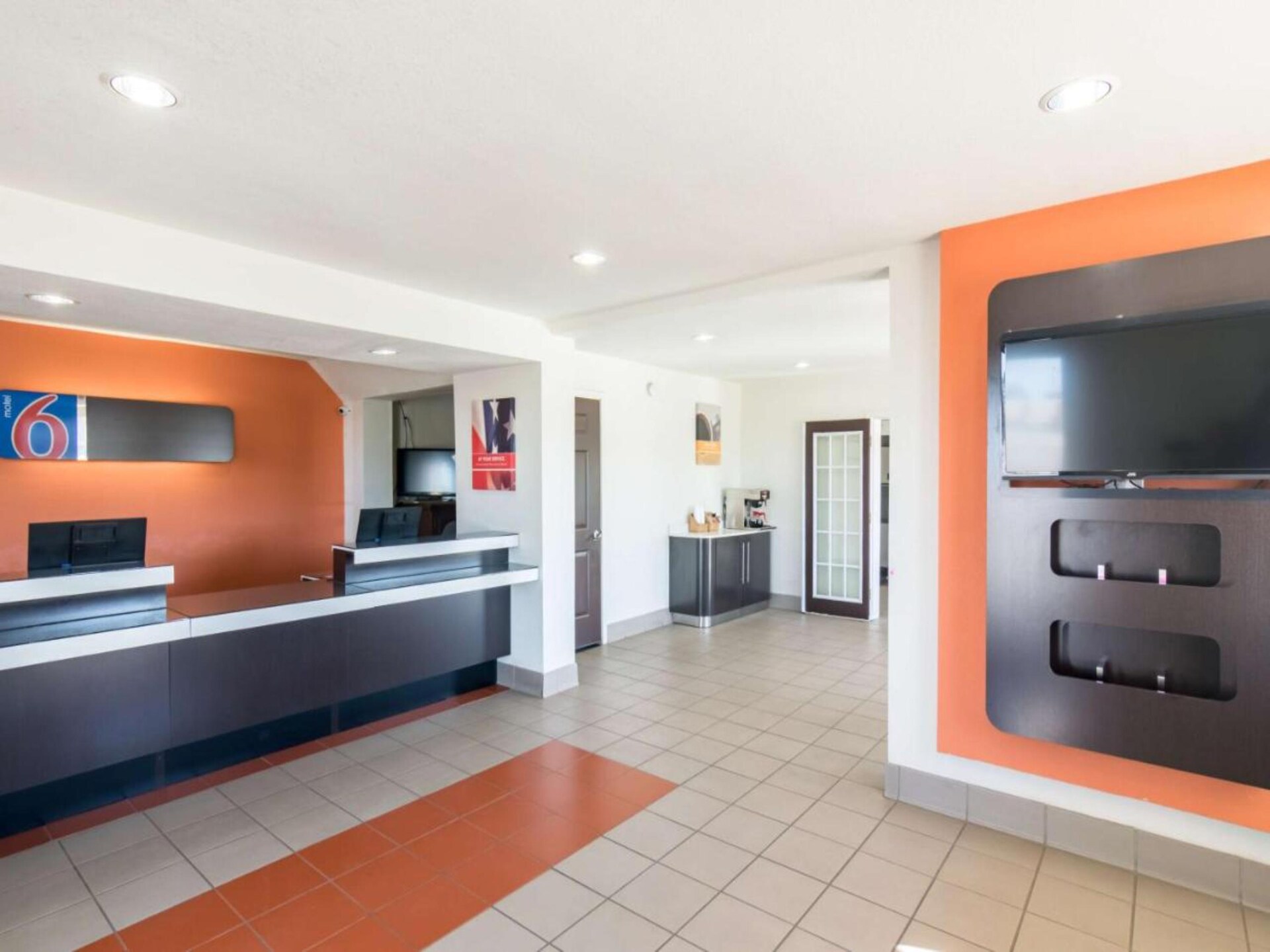 Ruime kamer met 2 queensize bedden en ligbad in Wichita Falls - foto 14