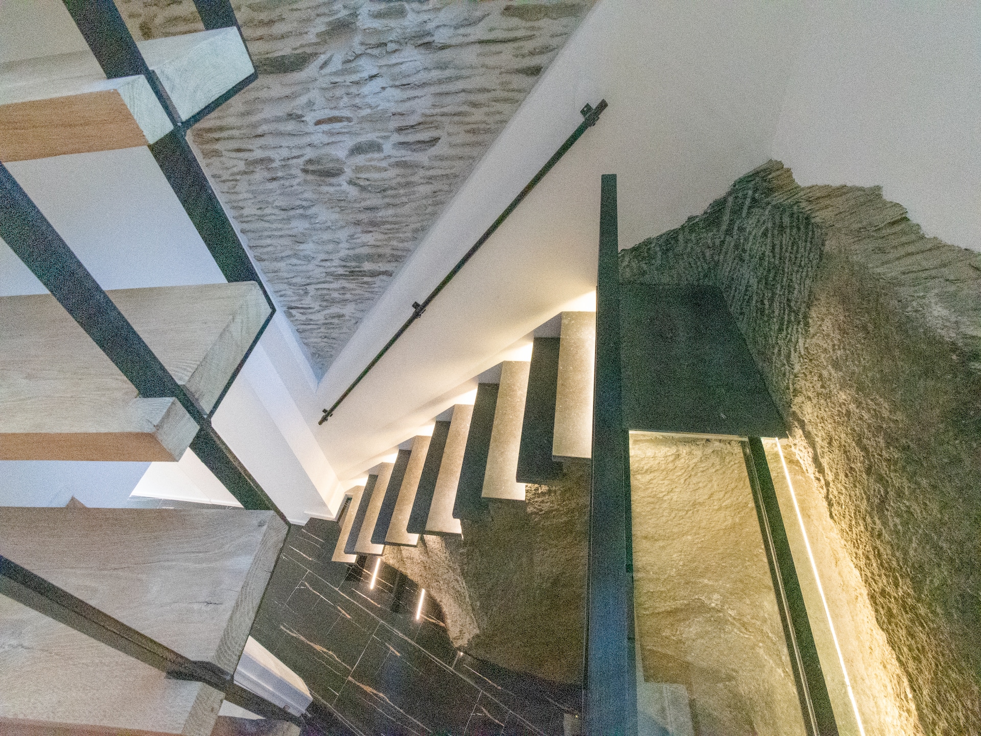 In het centrum van La Roche-en-Ardenne: luxe vakantiehuis The Cave - foto 13