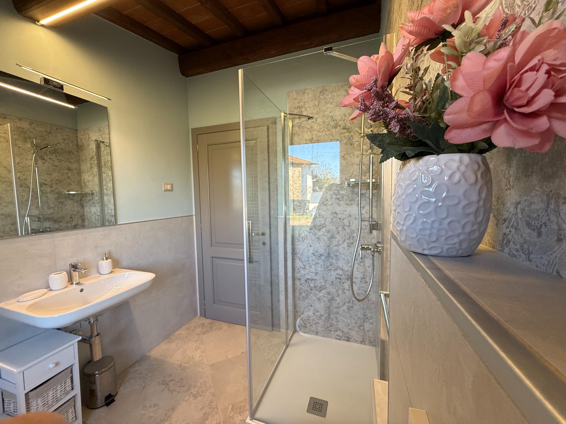 Luxe appartement Orchidea in Poppi met zwembad en uitzicht - foto 24