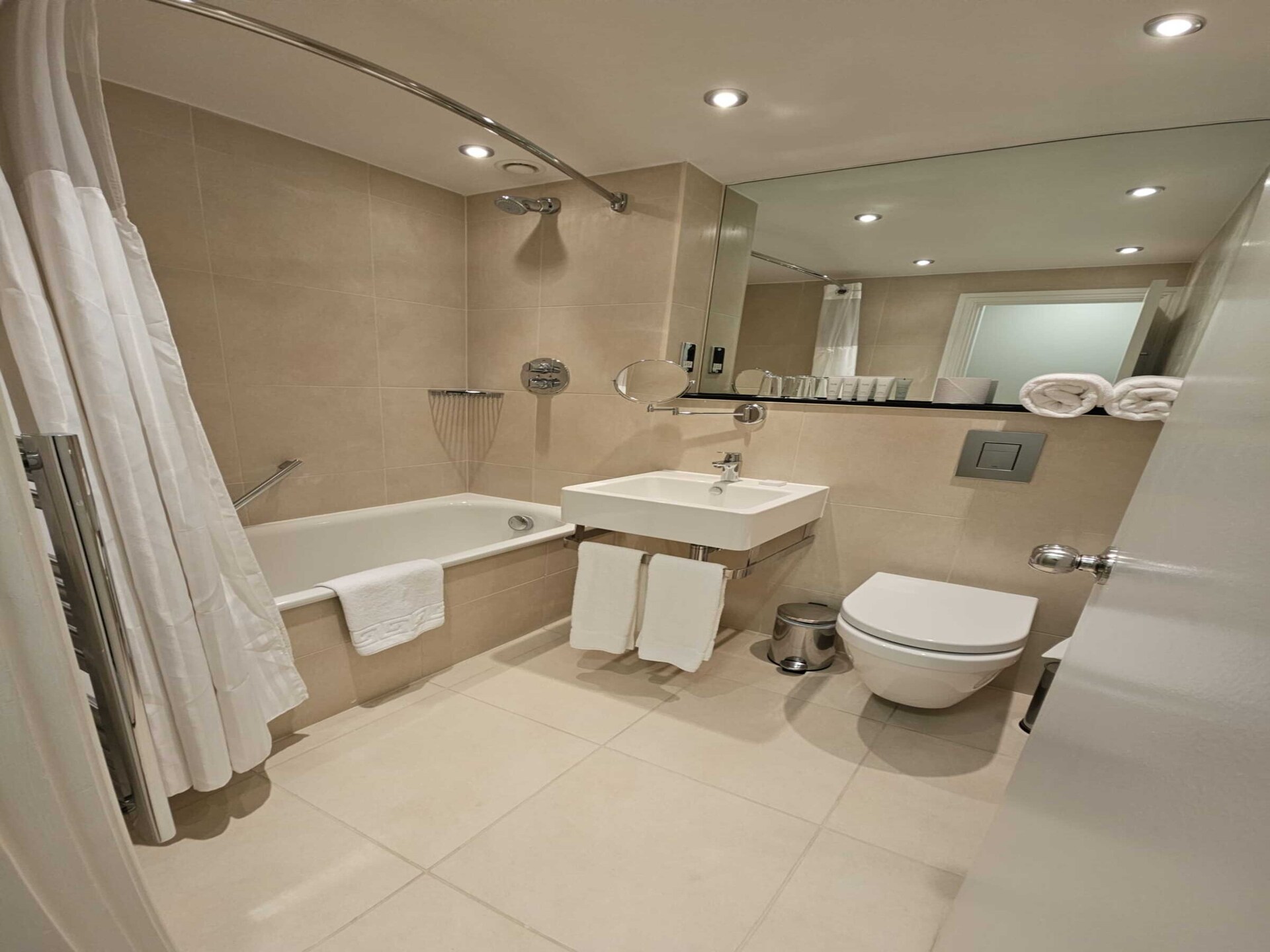 Knus appartement voor 2 in Romford met gratis WiFi - foto 19
