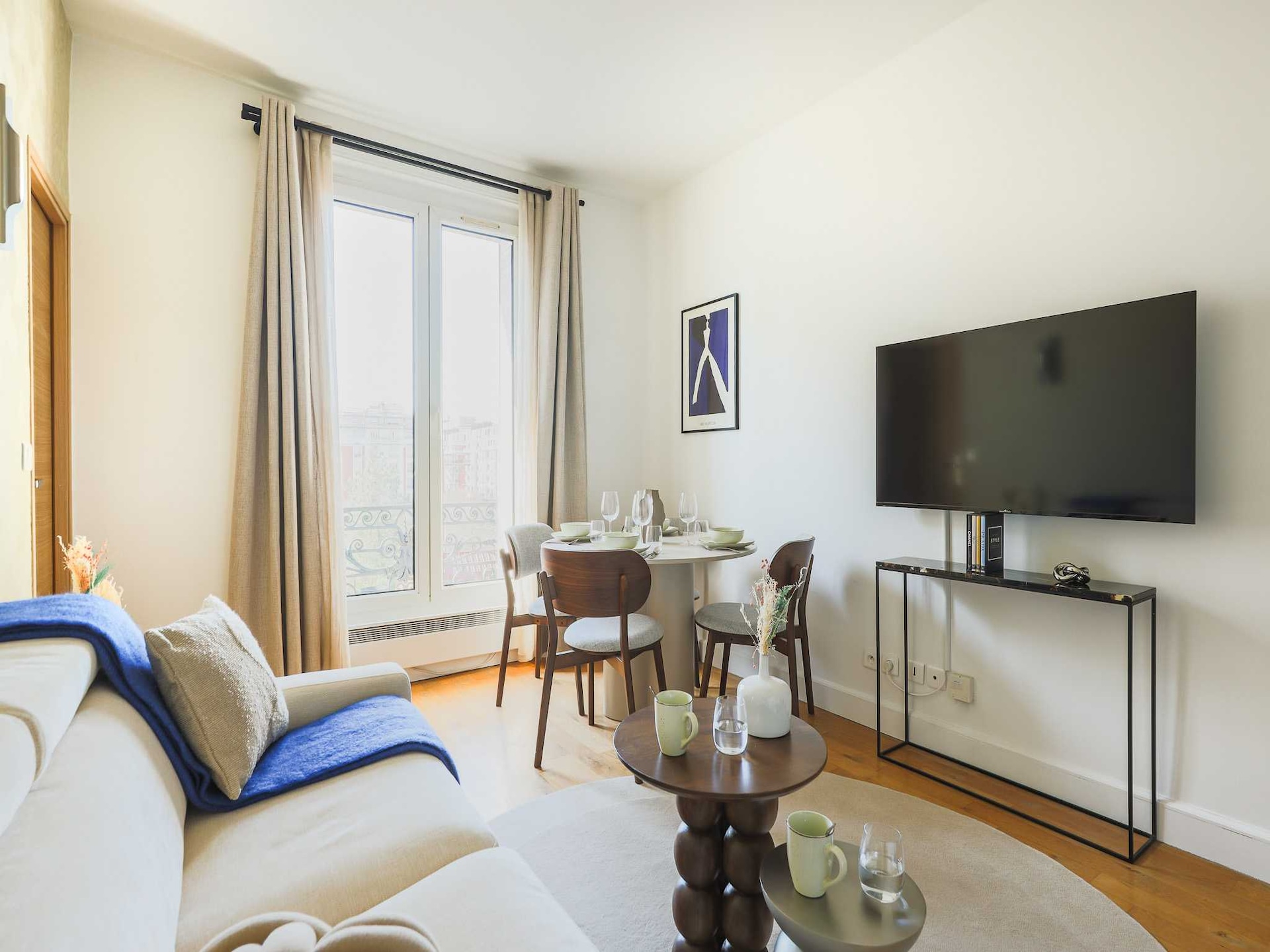 Licht appartement 40m² met lift in 17e arrondissement, vlakbij metro - foto 5