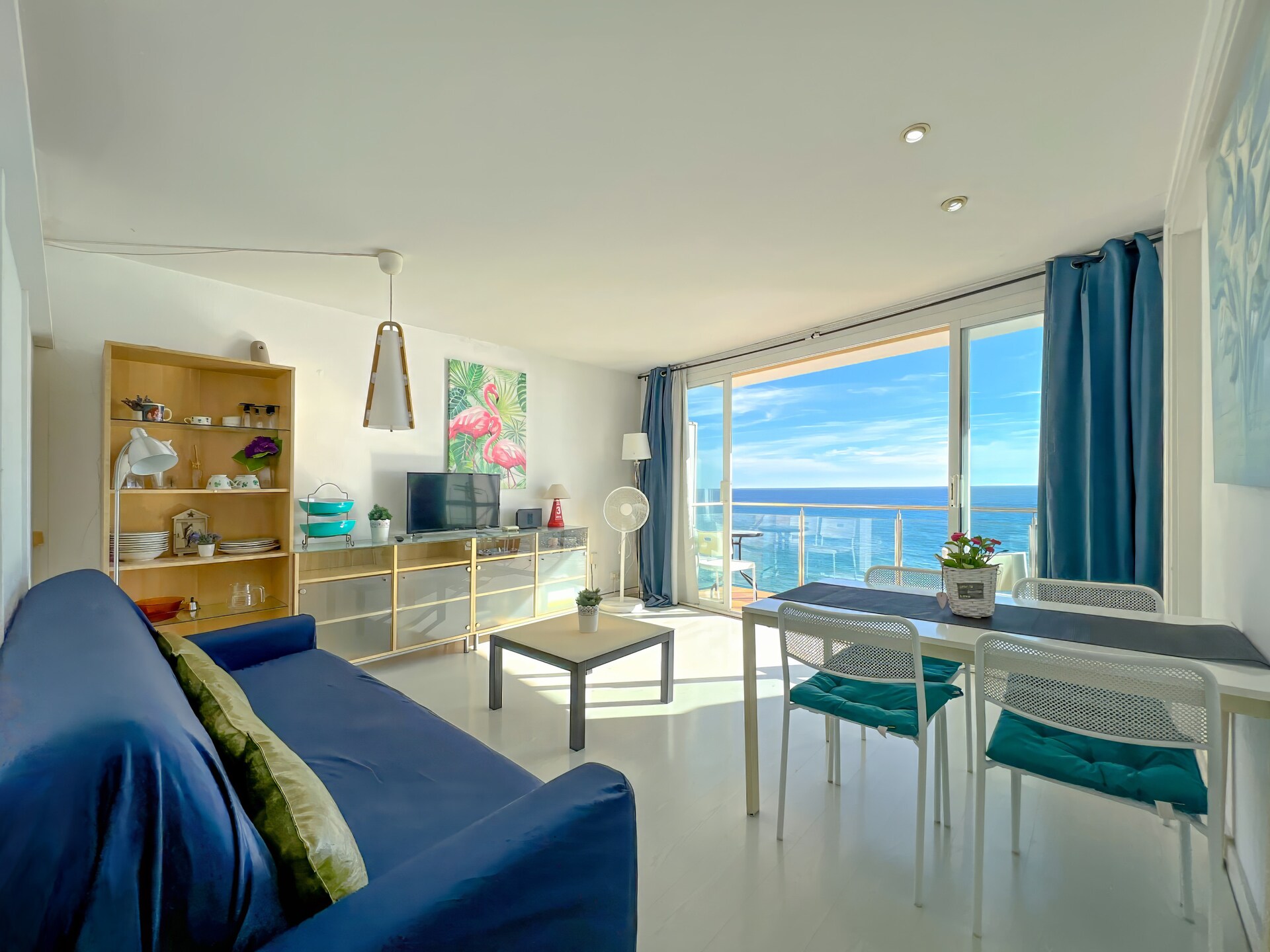 Appartement aan zee in centrum Lloret de Mar, vlak bij het strand - foto 1